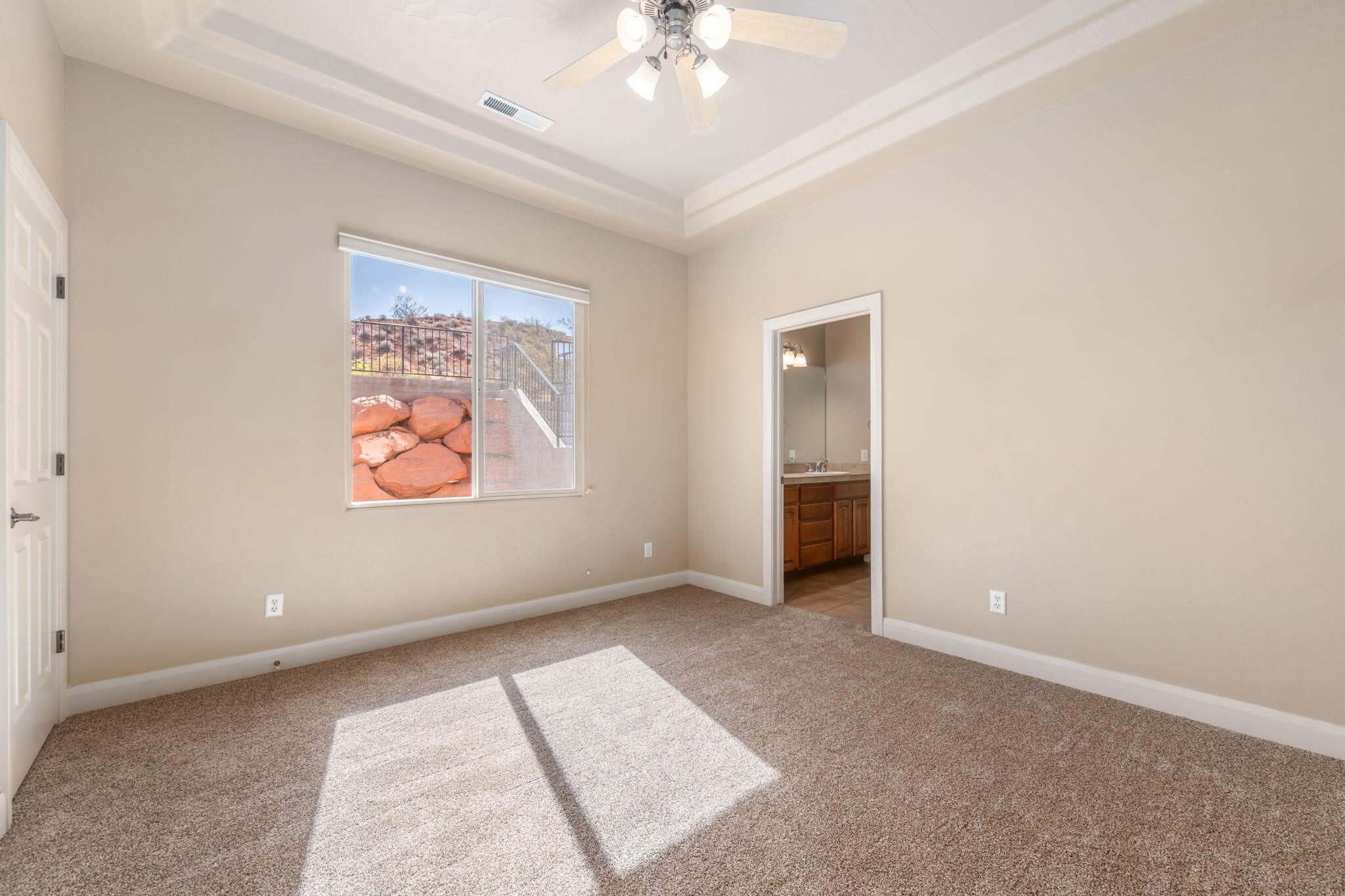 PARADISE CANYON - Residential