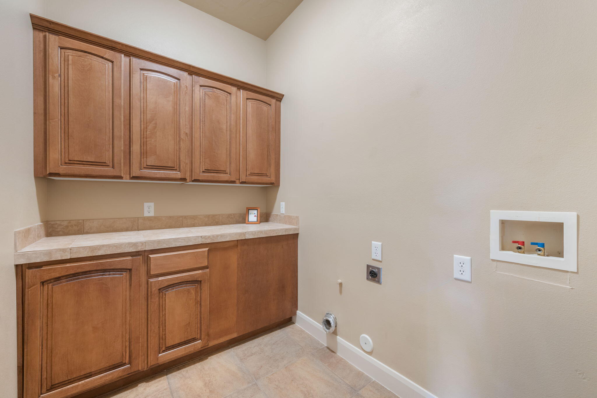 PARADISE CANYON - Residential