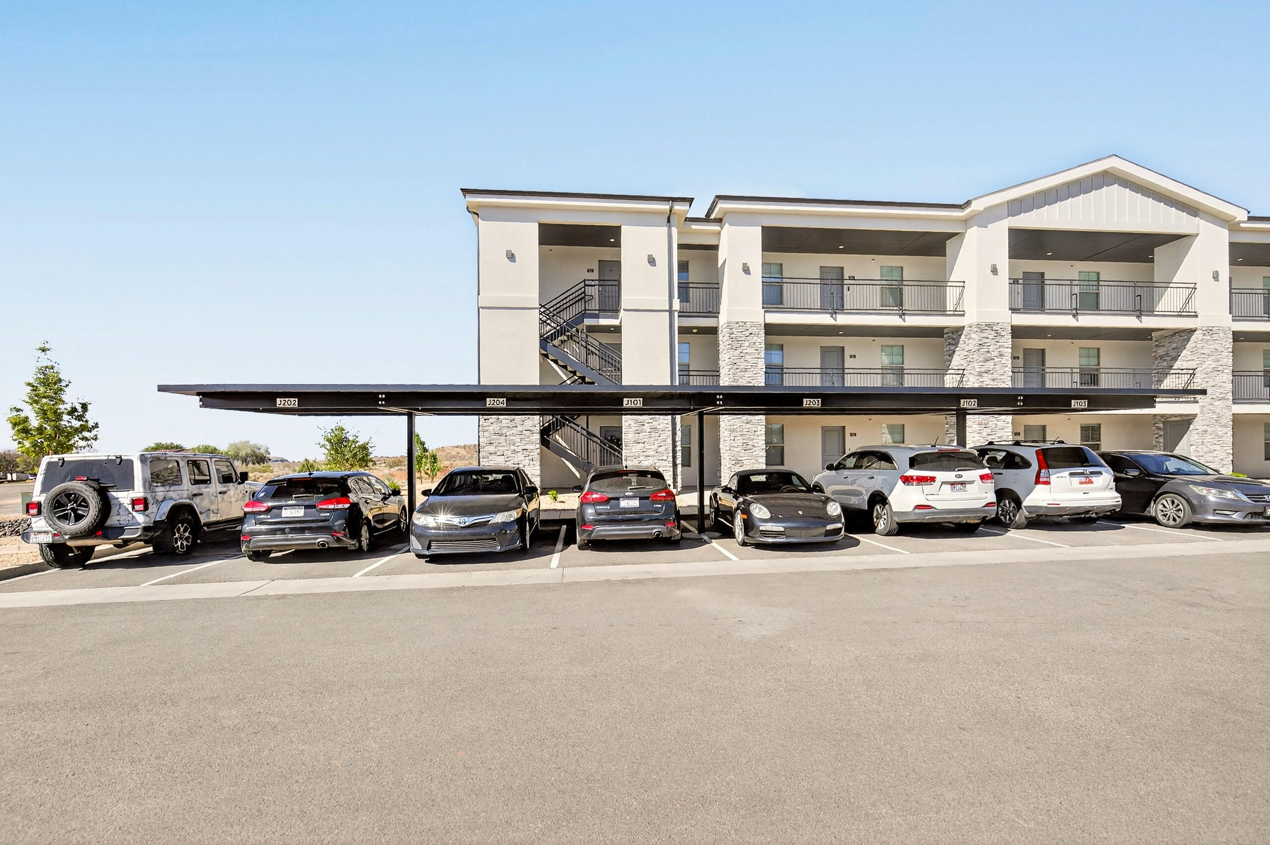 LONE ROCK CONDOS - Residential