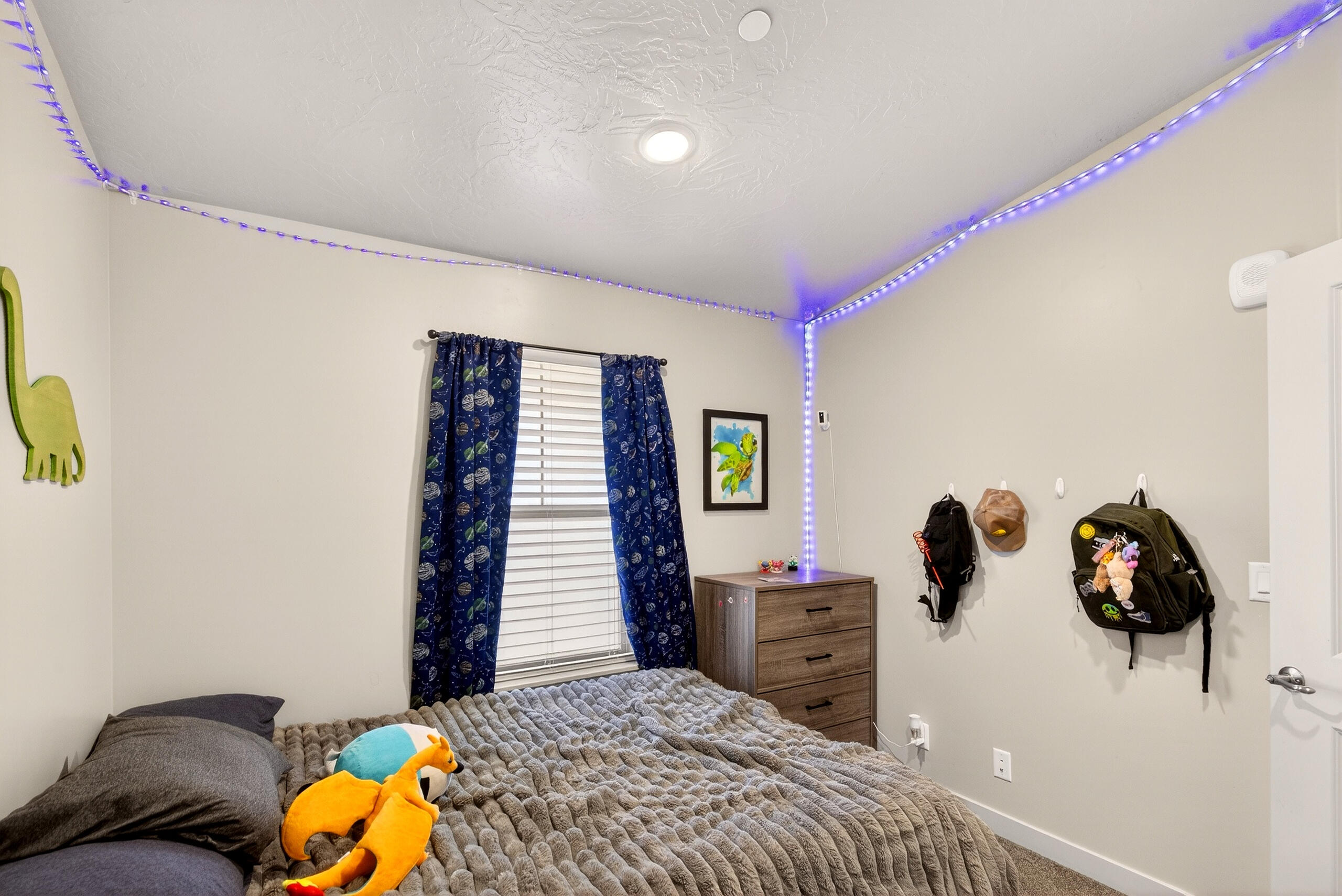 LONE ROCK CONDOS - Residential