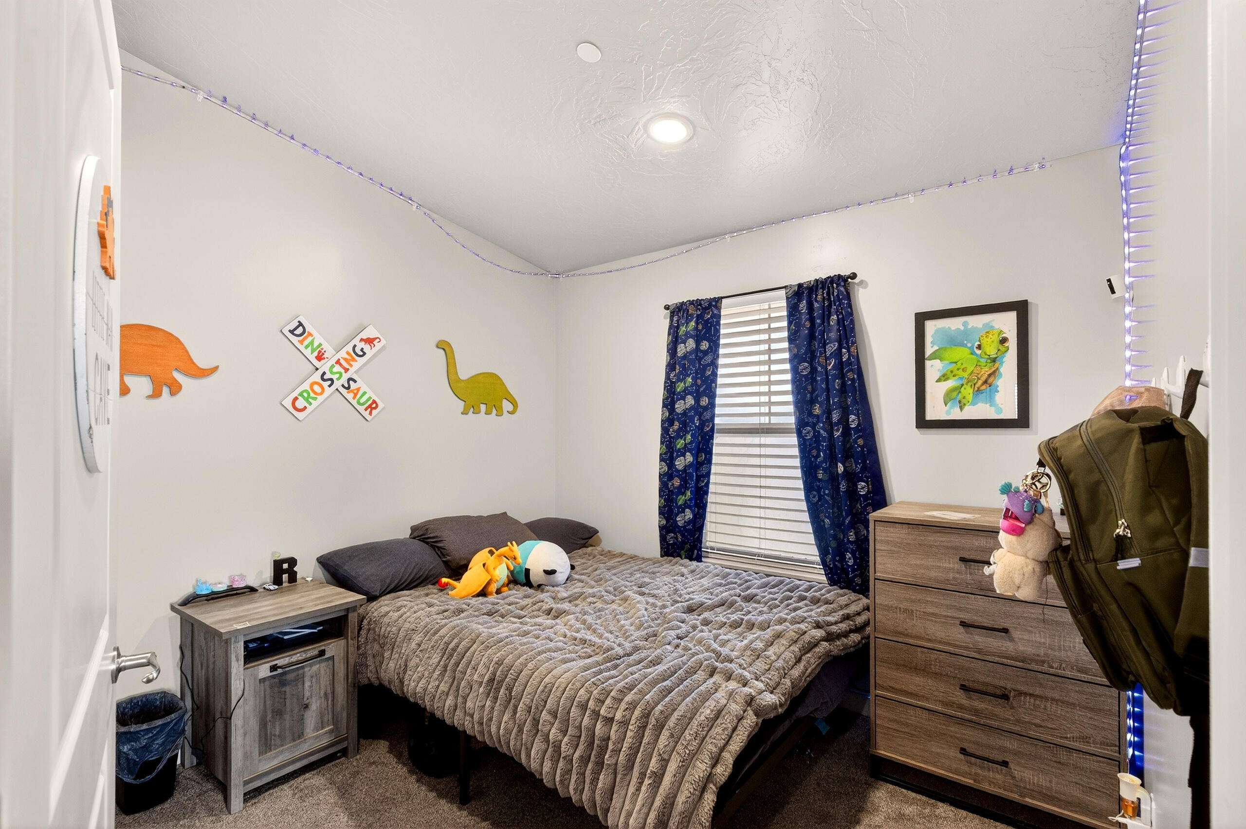 LONE ROCK CONDOS - Residential
