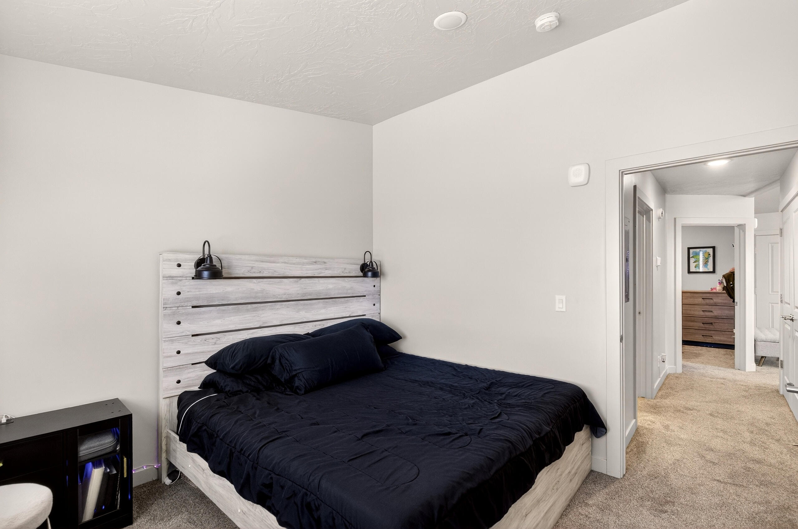 LONE ROCK CONDOS - Residential