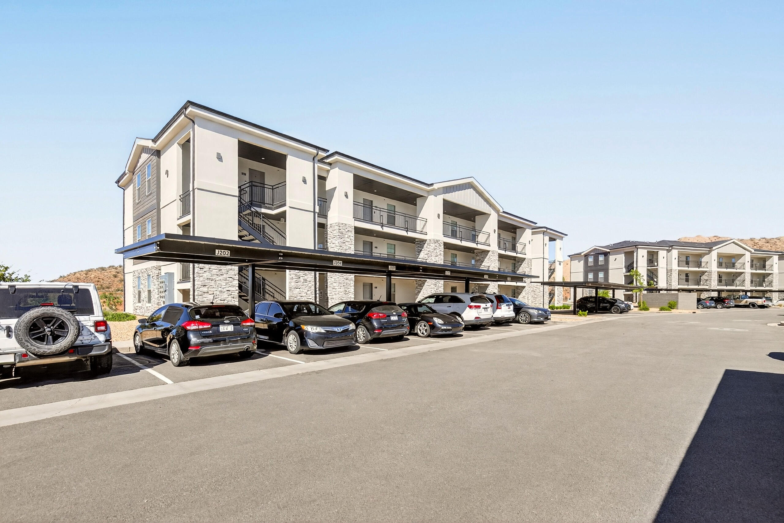 LONE ROCK CONDOS - Residential