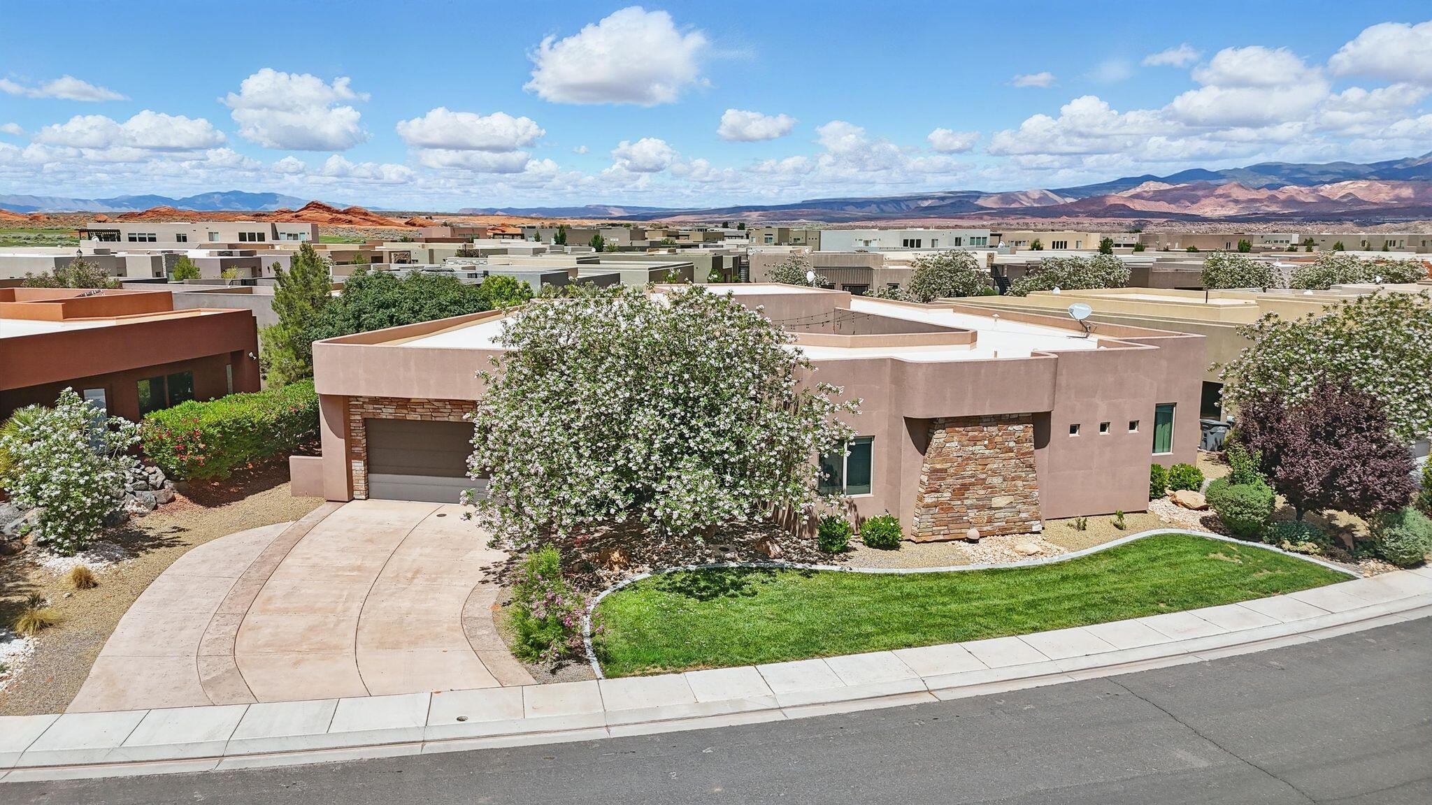 RETREAT AT SAND HOLLOW RESORT - Residential