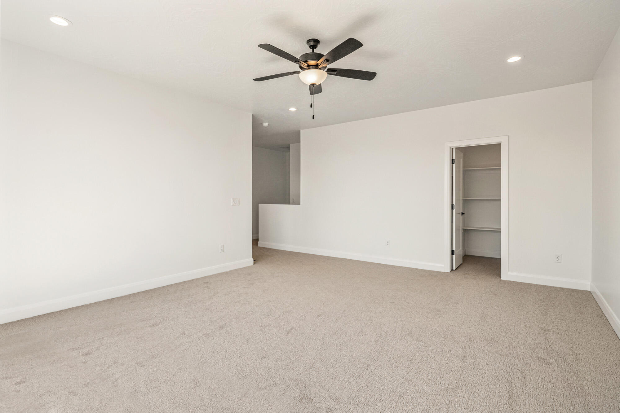 FRANKLIN FIELDS - Residential
