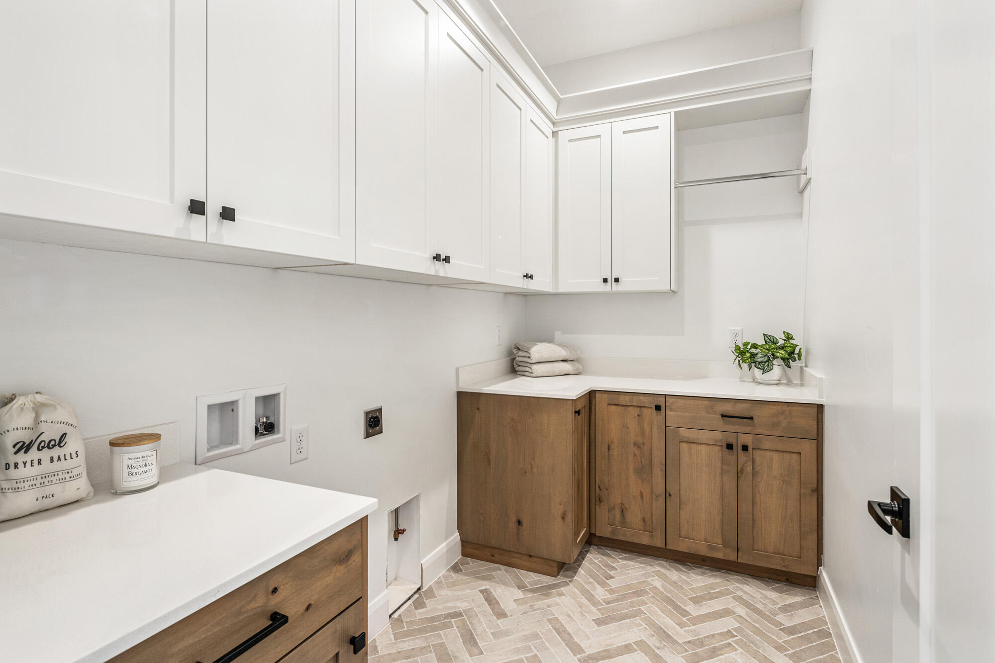 FRANKLIN FIELDS - Residential