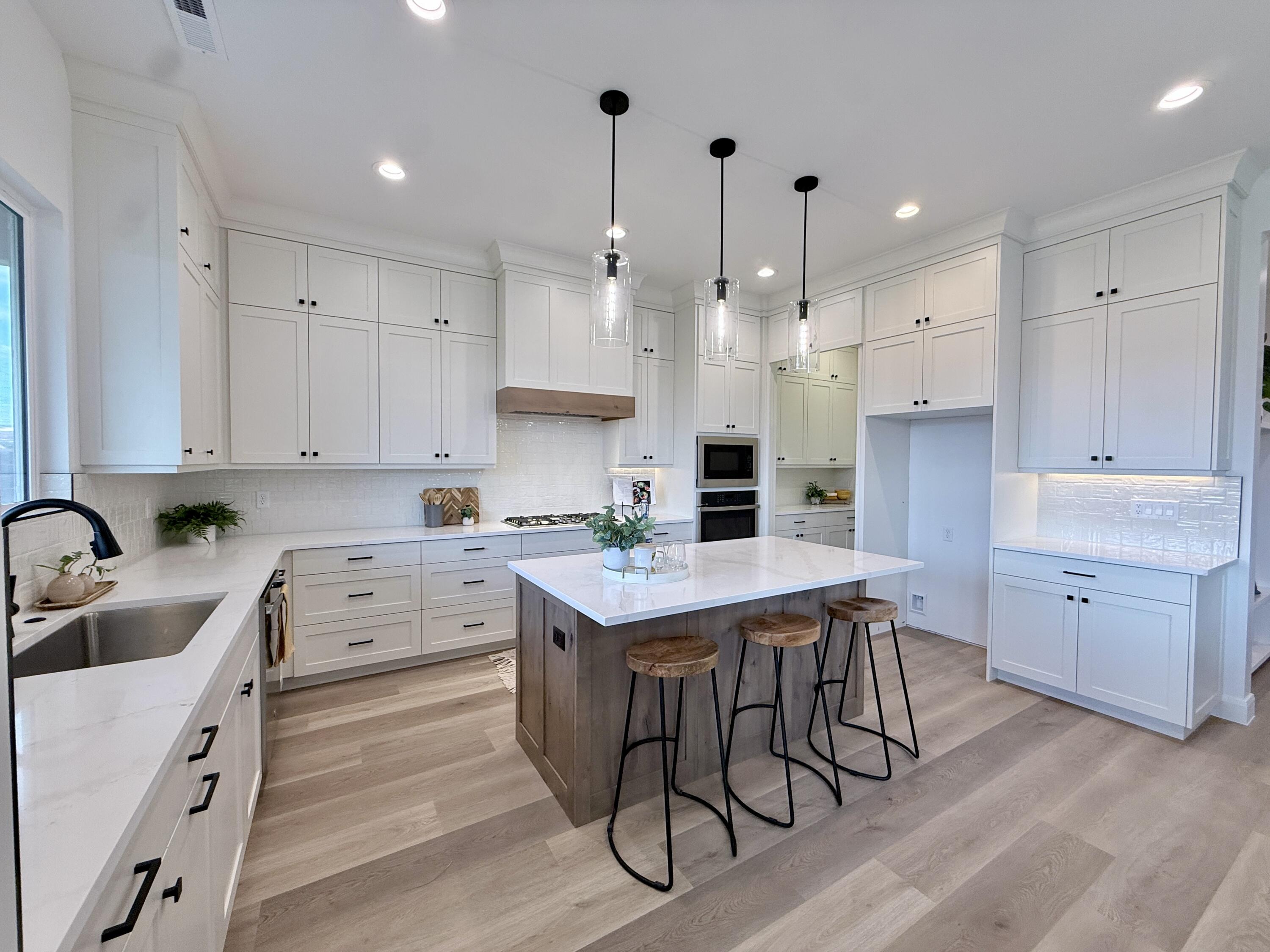 FRANKLIN FIELDS - Residential