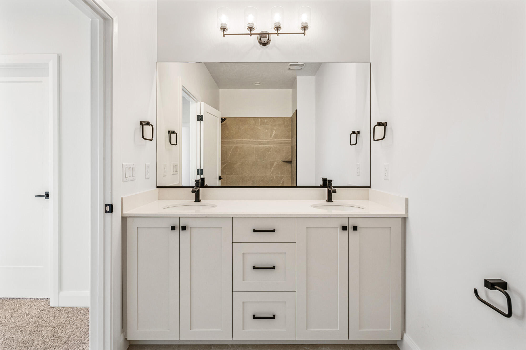 FRANKLIN FIELDS - Residential