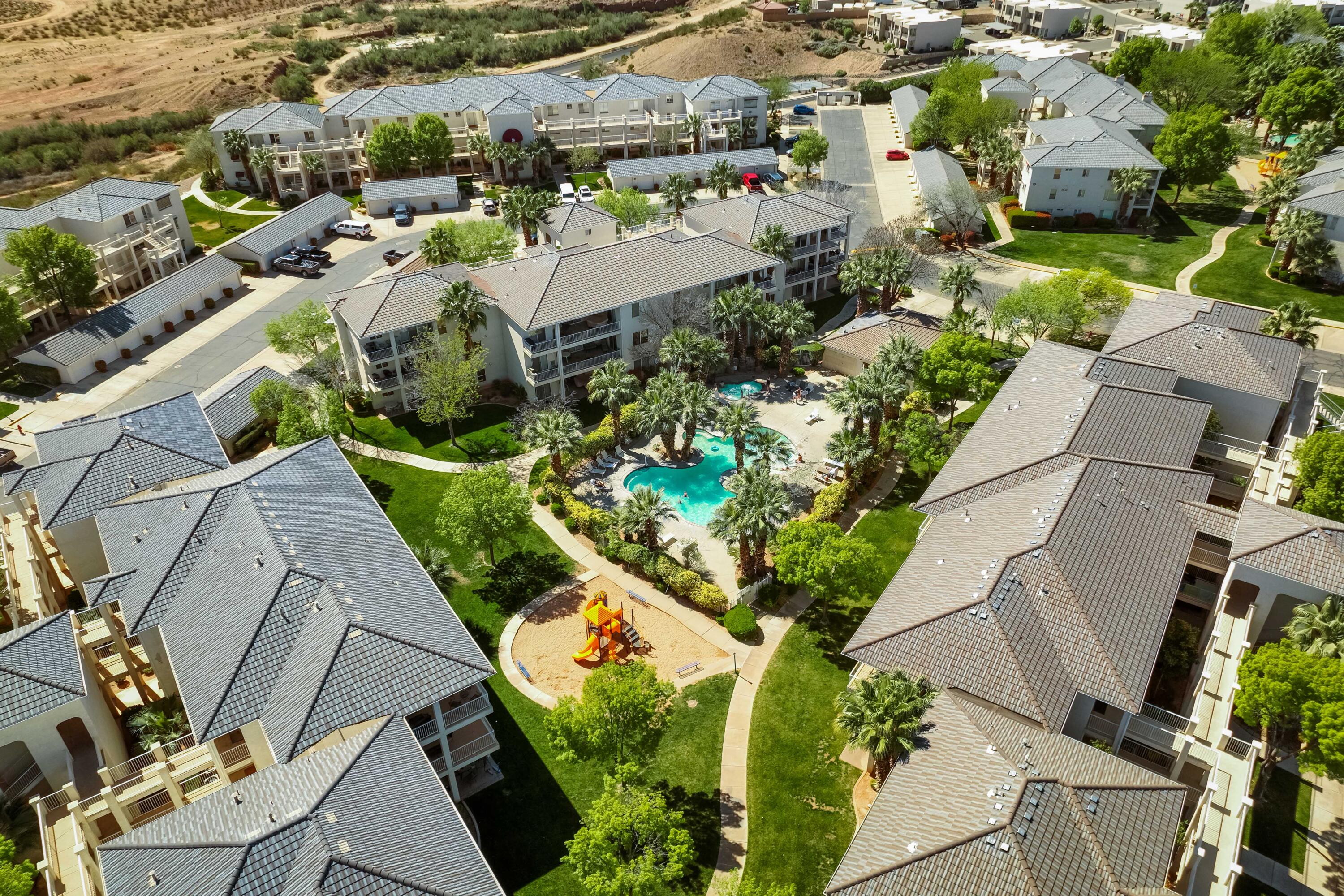 LAS PALMAS RESORT CONDOS - Residential