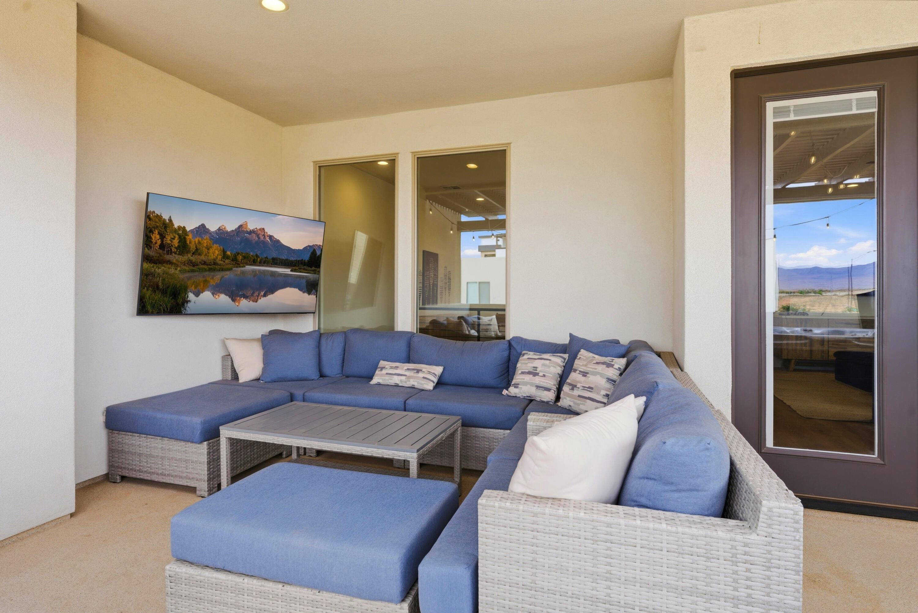 DESERT COLOR RESORT - Residential