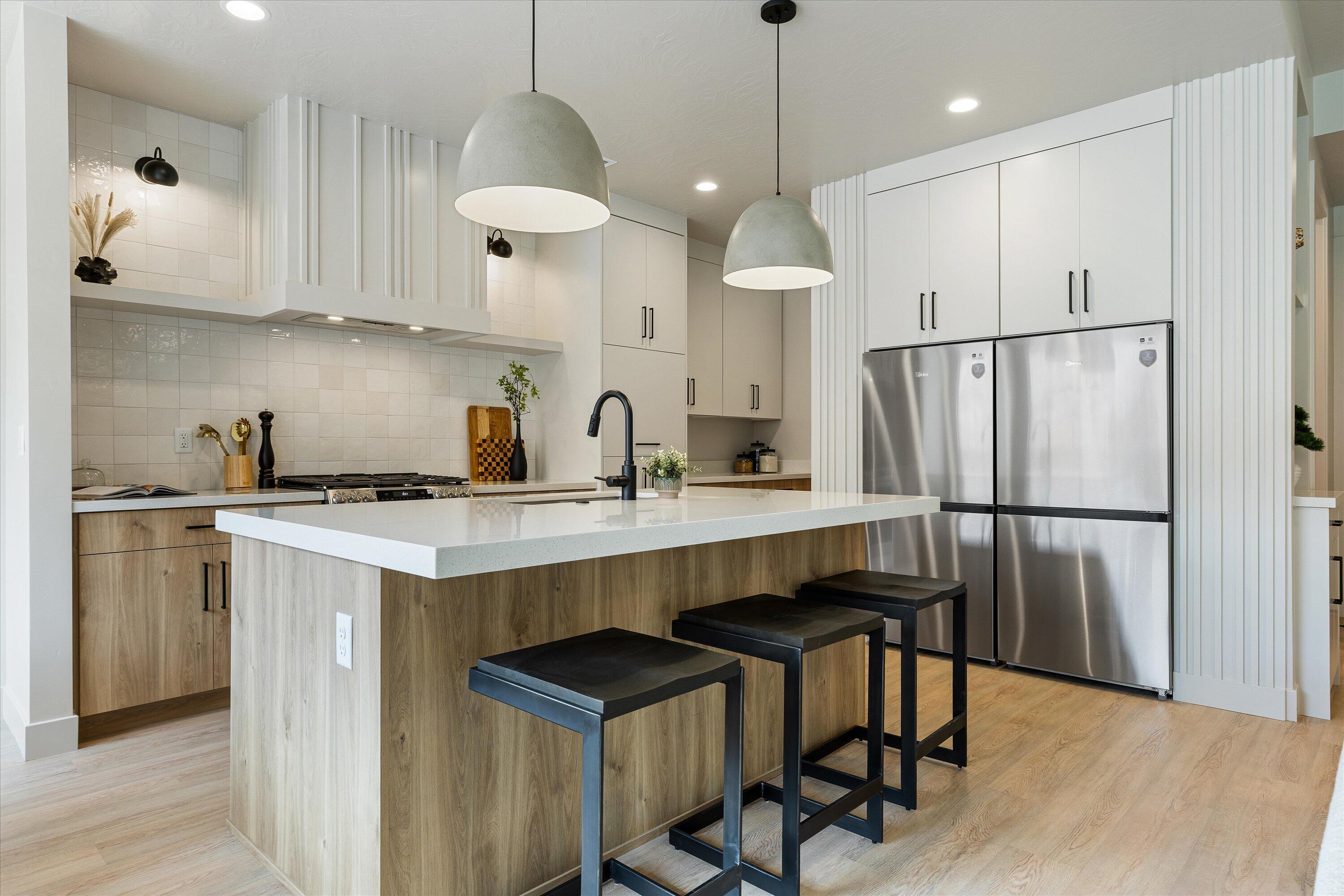 PAINTED SANDS - Residential