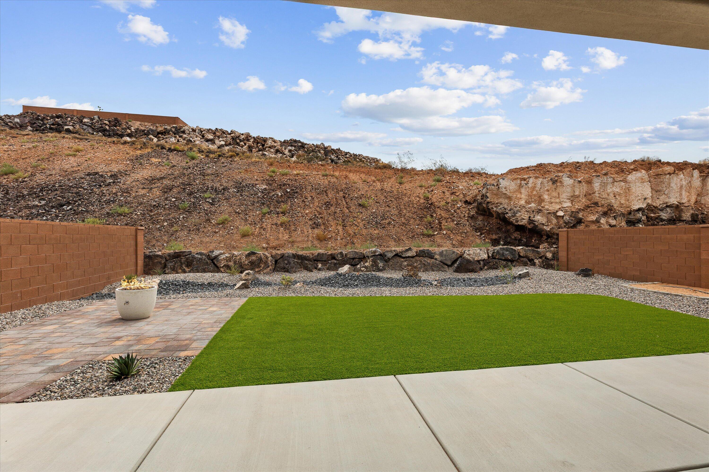PAINTED SANDS - Residential