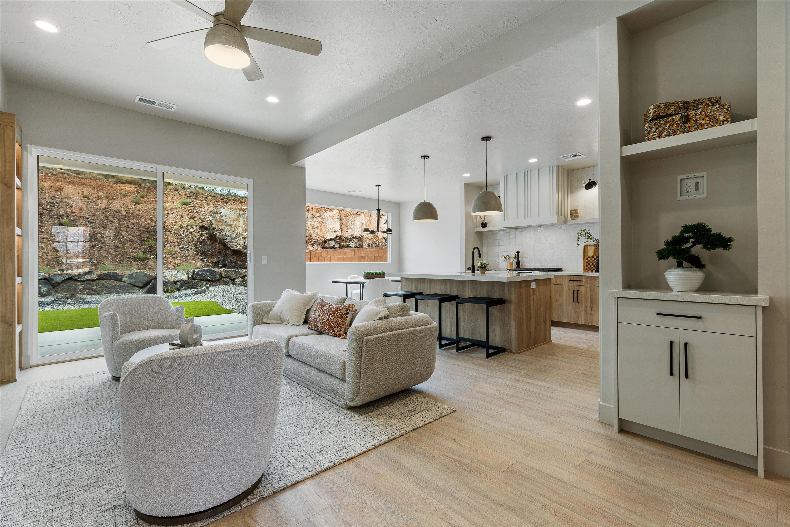PAINTED SANDS - Residential