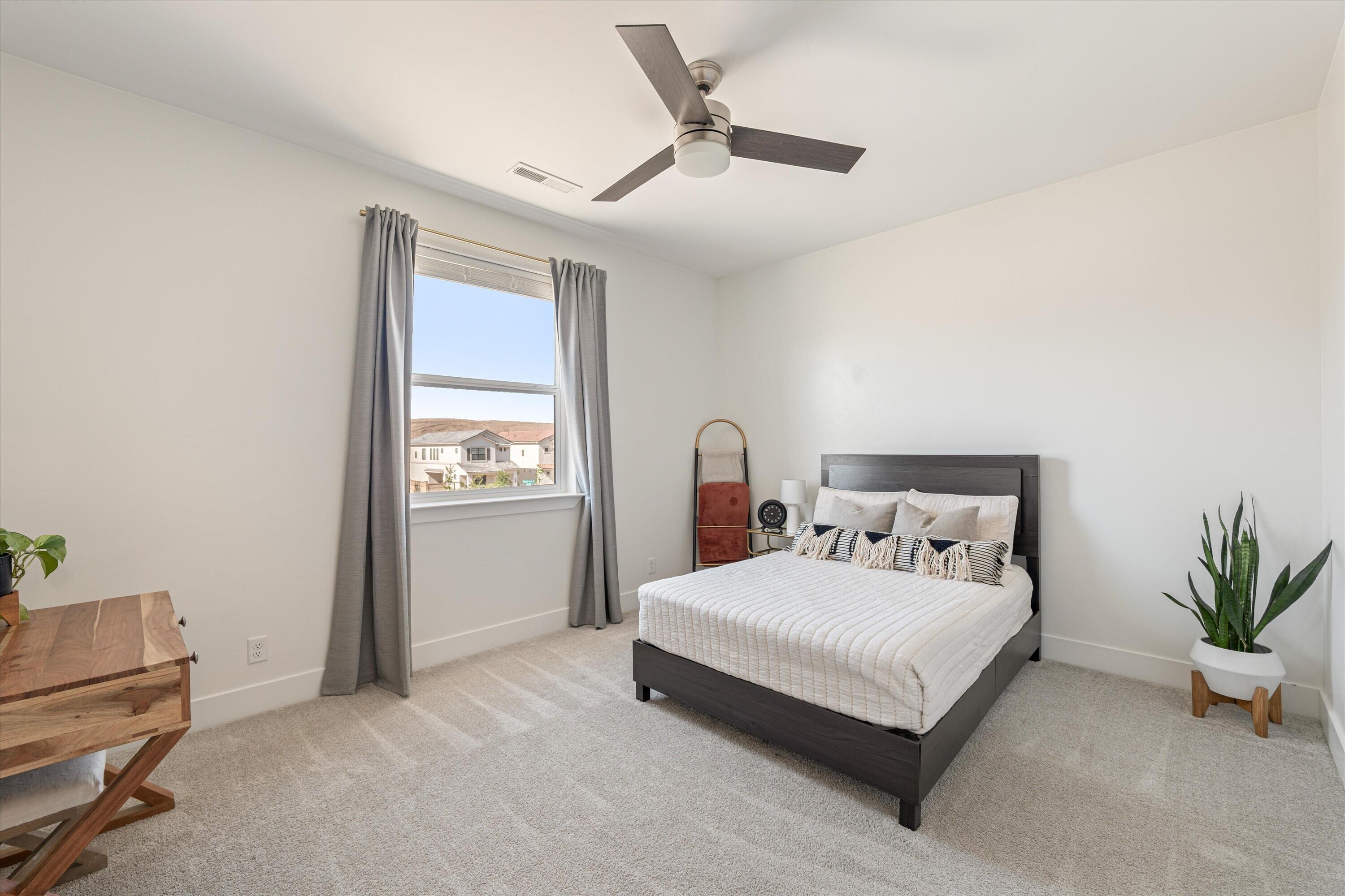 DESERT COLOR AUBURN HILLS - Residential
