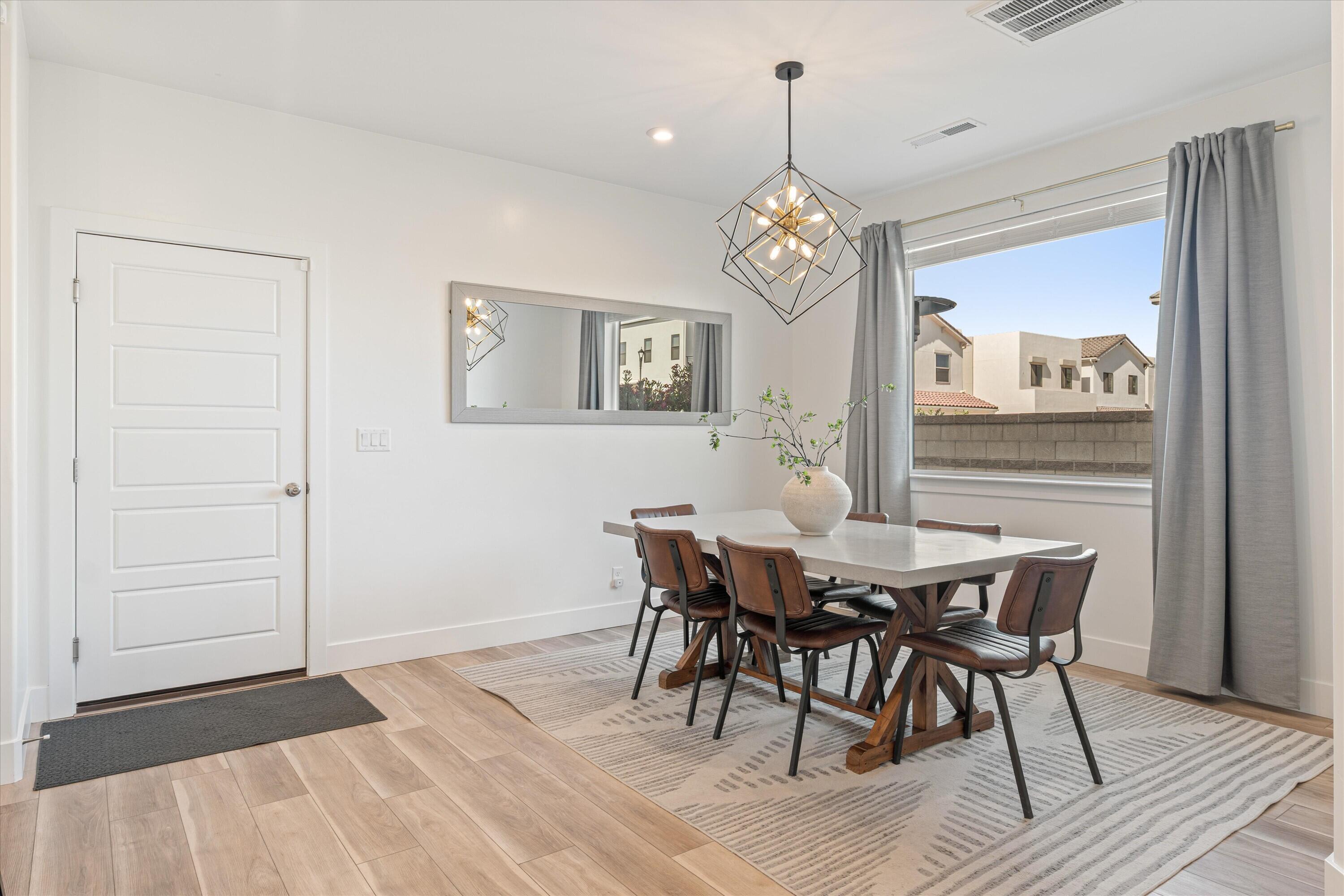 DESERT COLOR AUBURN HILLS - Residential