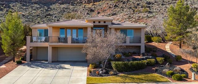 VIEWS!!  VIEWS!! VIEWS!! This amazing home is convenient to everything and has some of the best VIEWS in town.  Home is single level living, and the walk-up floor plan provides unobstructed views.  Lots of storage, including climate controlled wine/food storage room off storage room behind garage.  Great community. Well maintained and close to fabulous City Trail System.  HOA provides yard care for front & side yards. Backyard has been redone with zeroscape (no grass in back). All information herein is deemed reliable but is not guaranteed. Buyer is responsible to verify all listing information, including square feet/acreage, to buyer's own satisfaction.