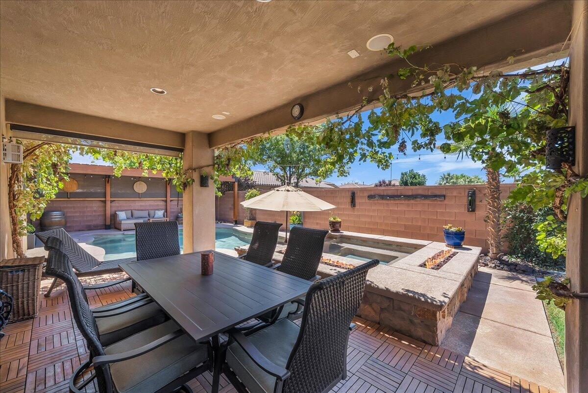 SUMMERFIELD LANE - Residential