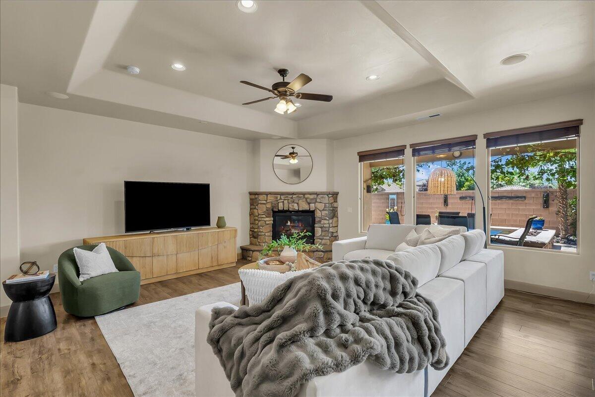 SUMMERFIELD LANE - Residential
