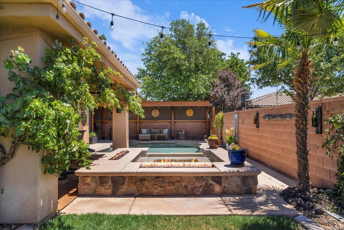 SUMMERFIELD LANE - Residential