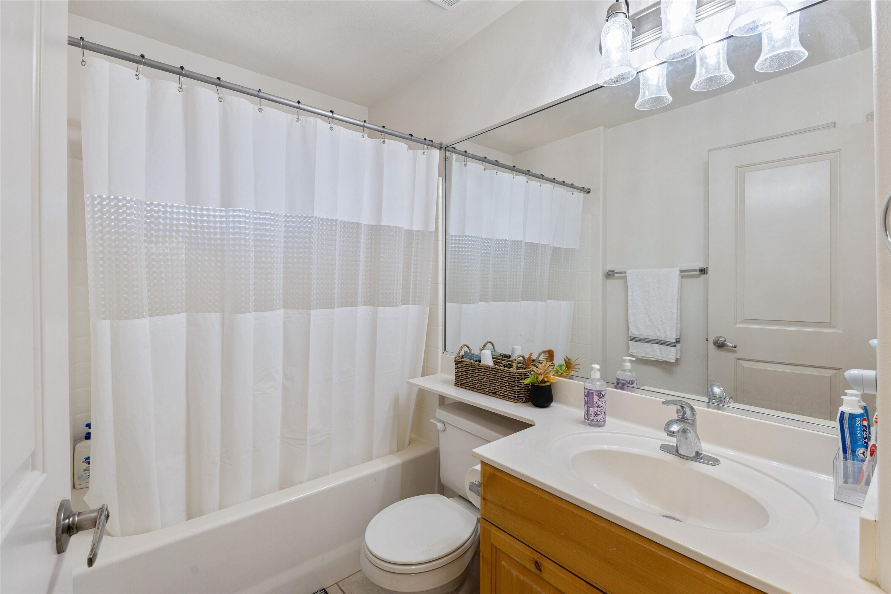 PADRE LAKES TOWNHOMES - Residential