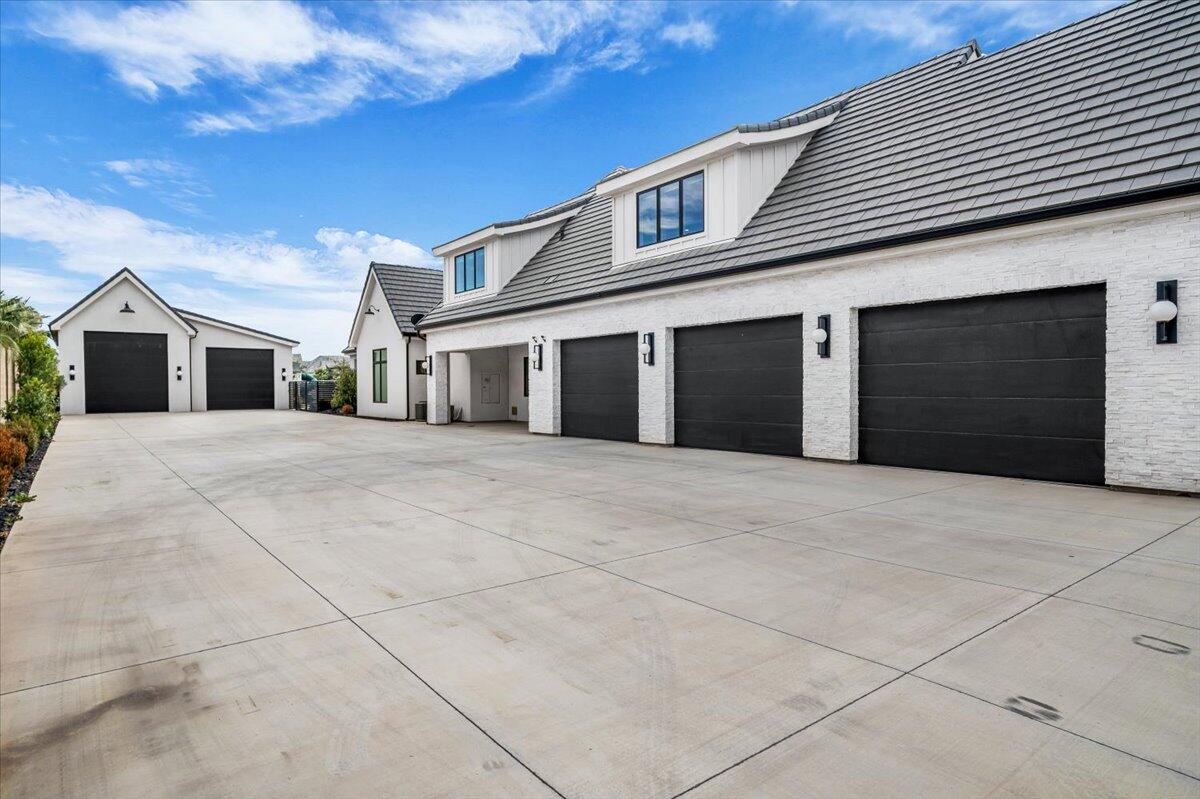 MEADOW VALLEY FARMS - Residential
