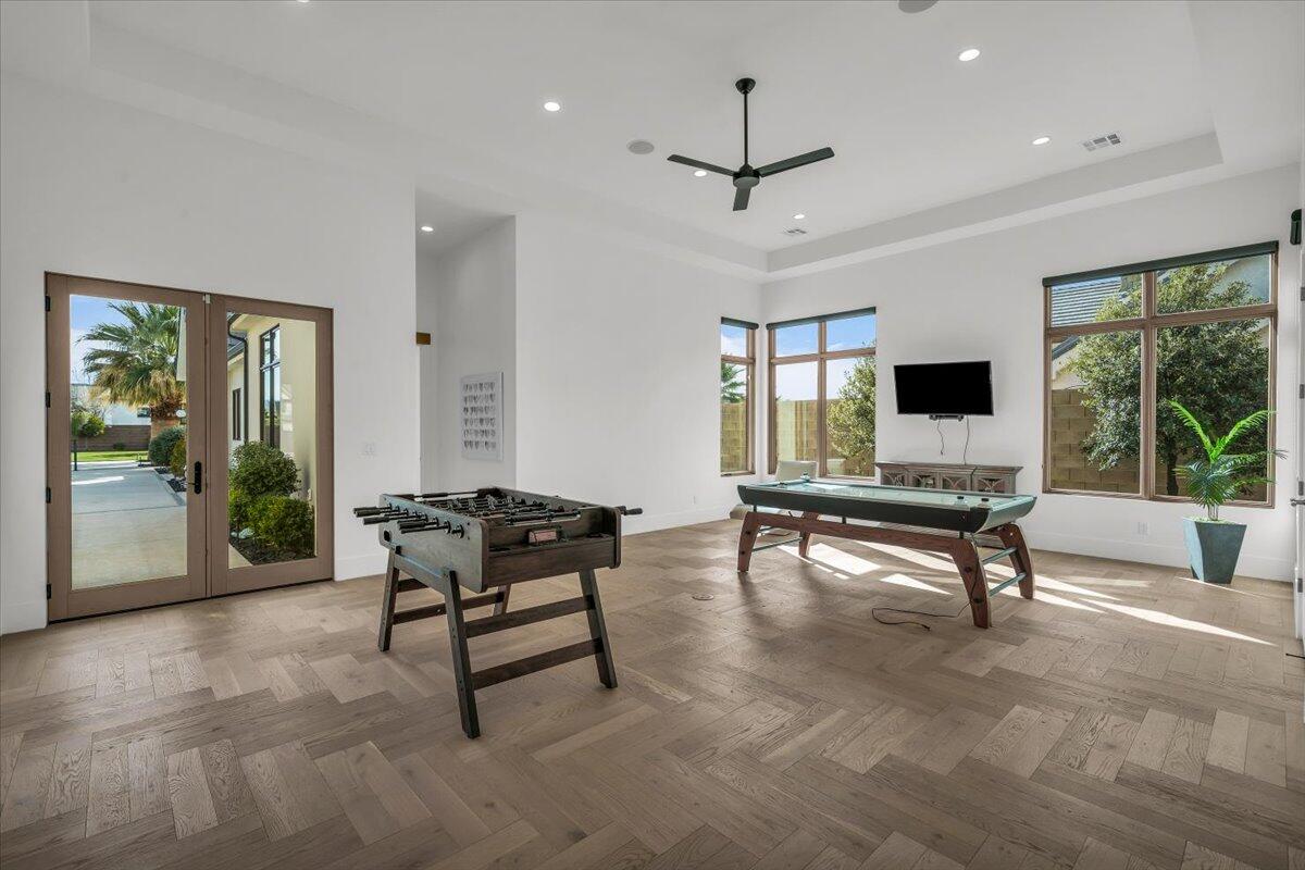 MEADOW VALLEY FARMS - Residential