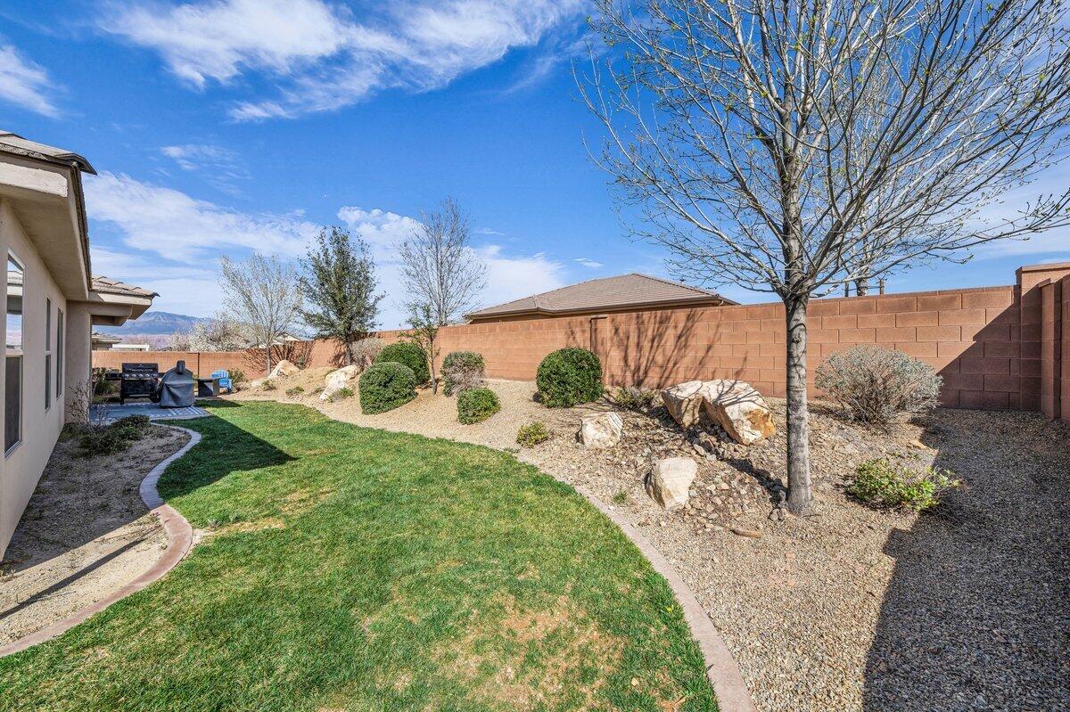 ELMWOOD ESTATES - Residential
