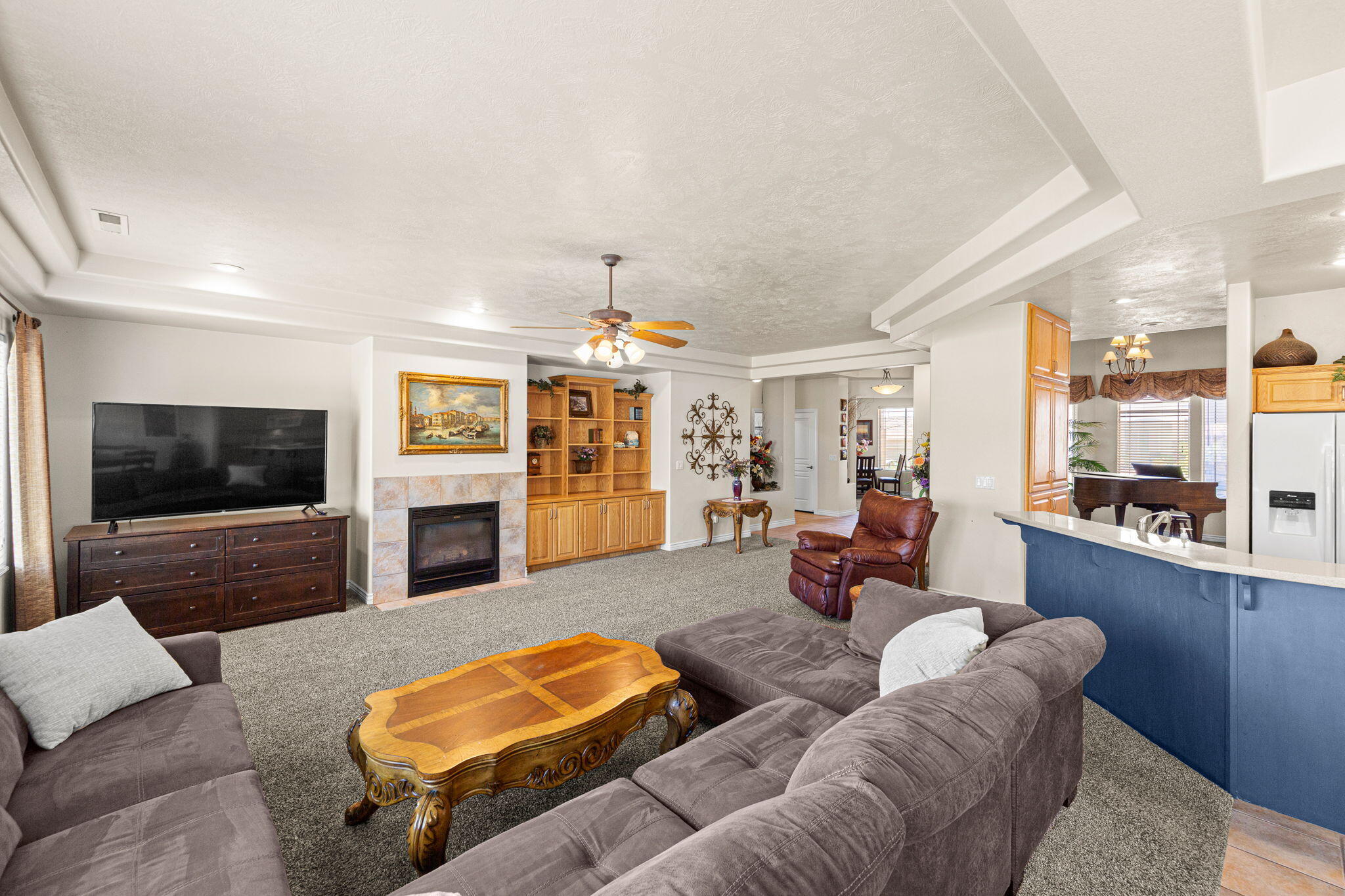 LA JOLLA HILLS AT GREEN SPRINGS - Residential