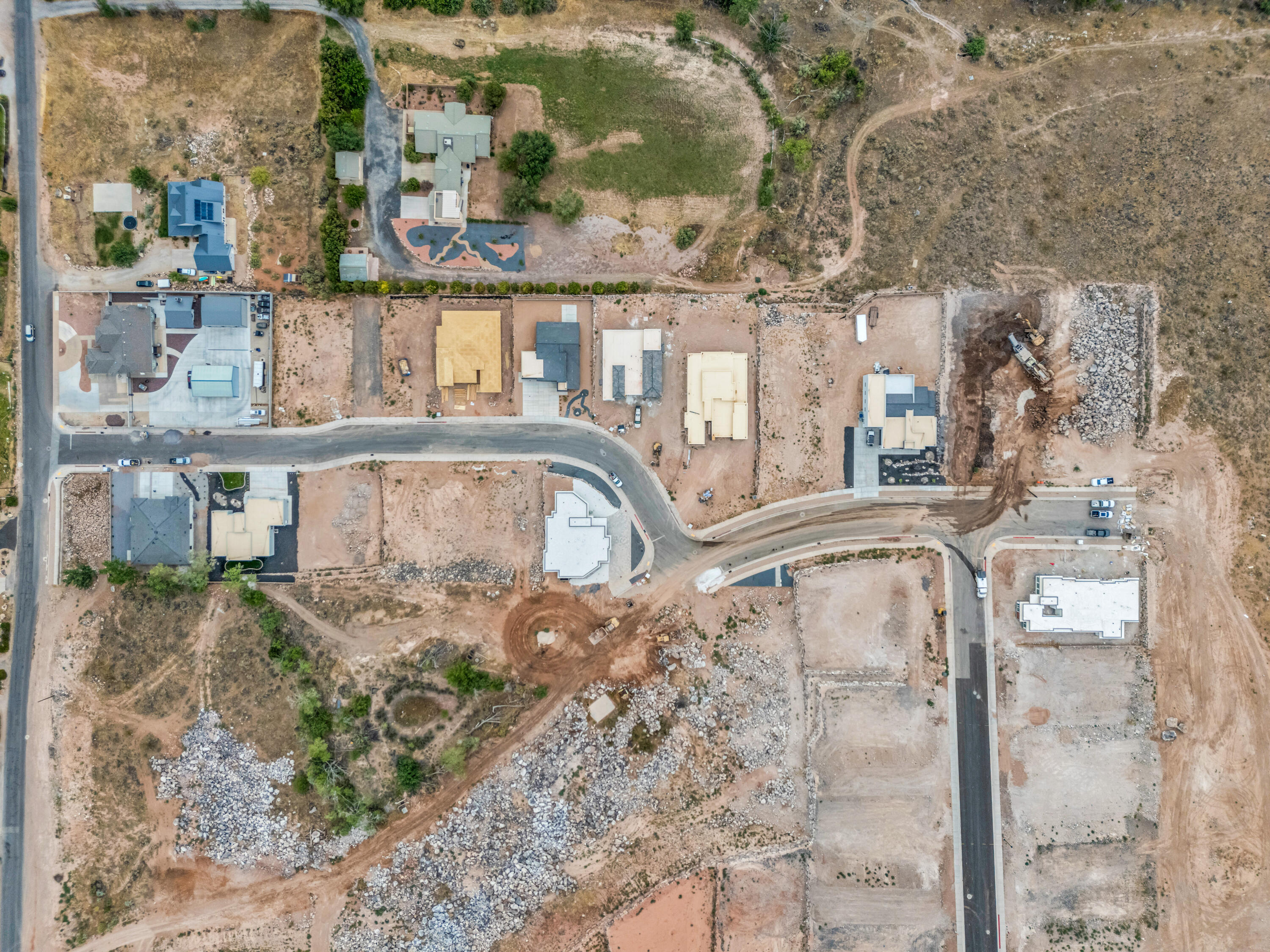 Bring your own builder & discover Mountain View Estates—Southern Utah's newest custom home community in Hurricane, UT. These elevated, terraced lots offer panoramic views of Hurricane Valley, providing a stunning backdrop for your dream home. With no HOA and an awesome location, this subdivision combines breathtaking scenery with convenience, making it the perfect place to call home.