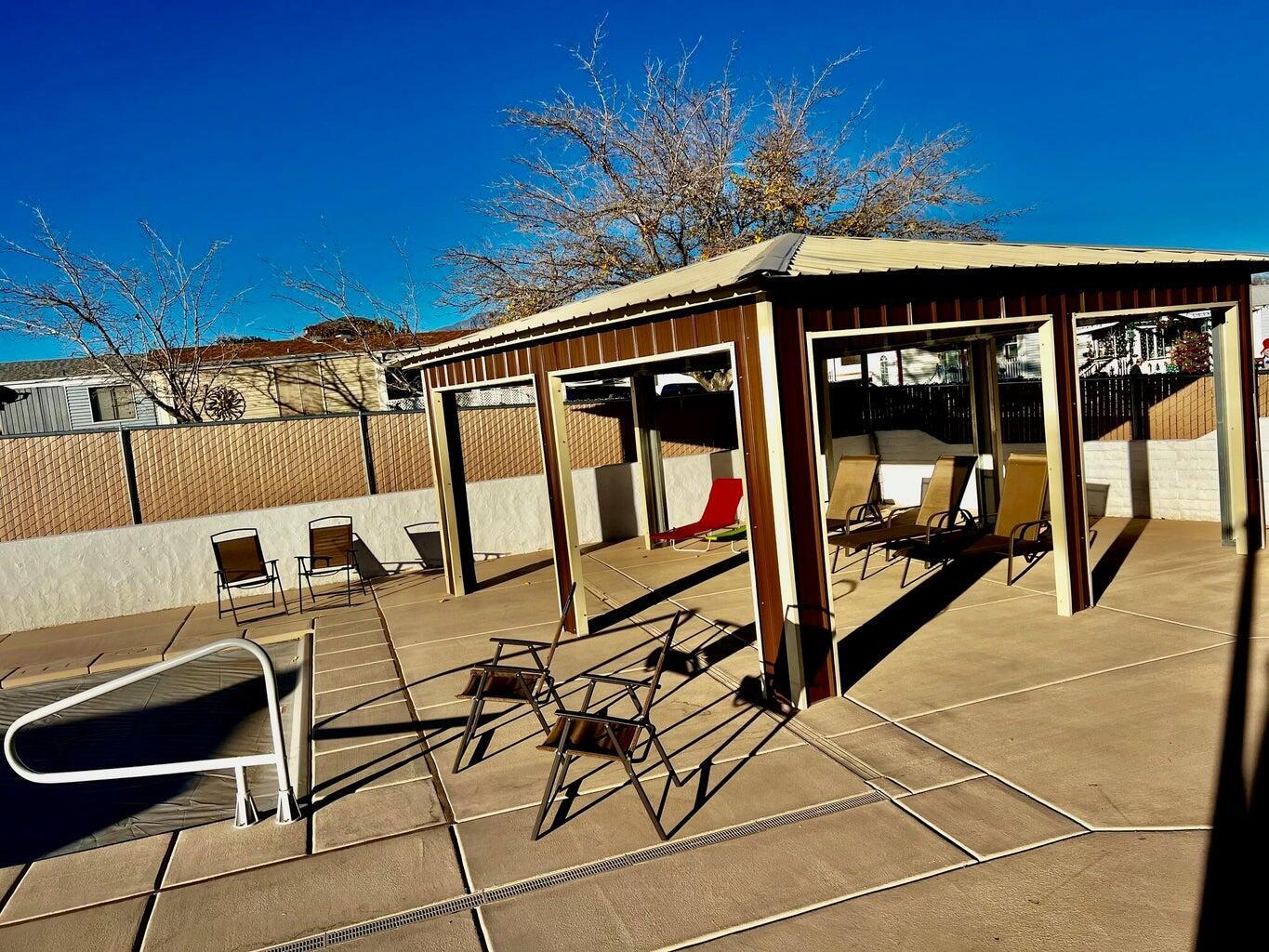 CANYON BREEZE RV RESORT - Residential
