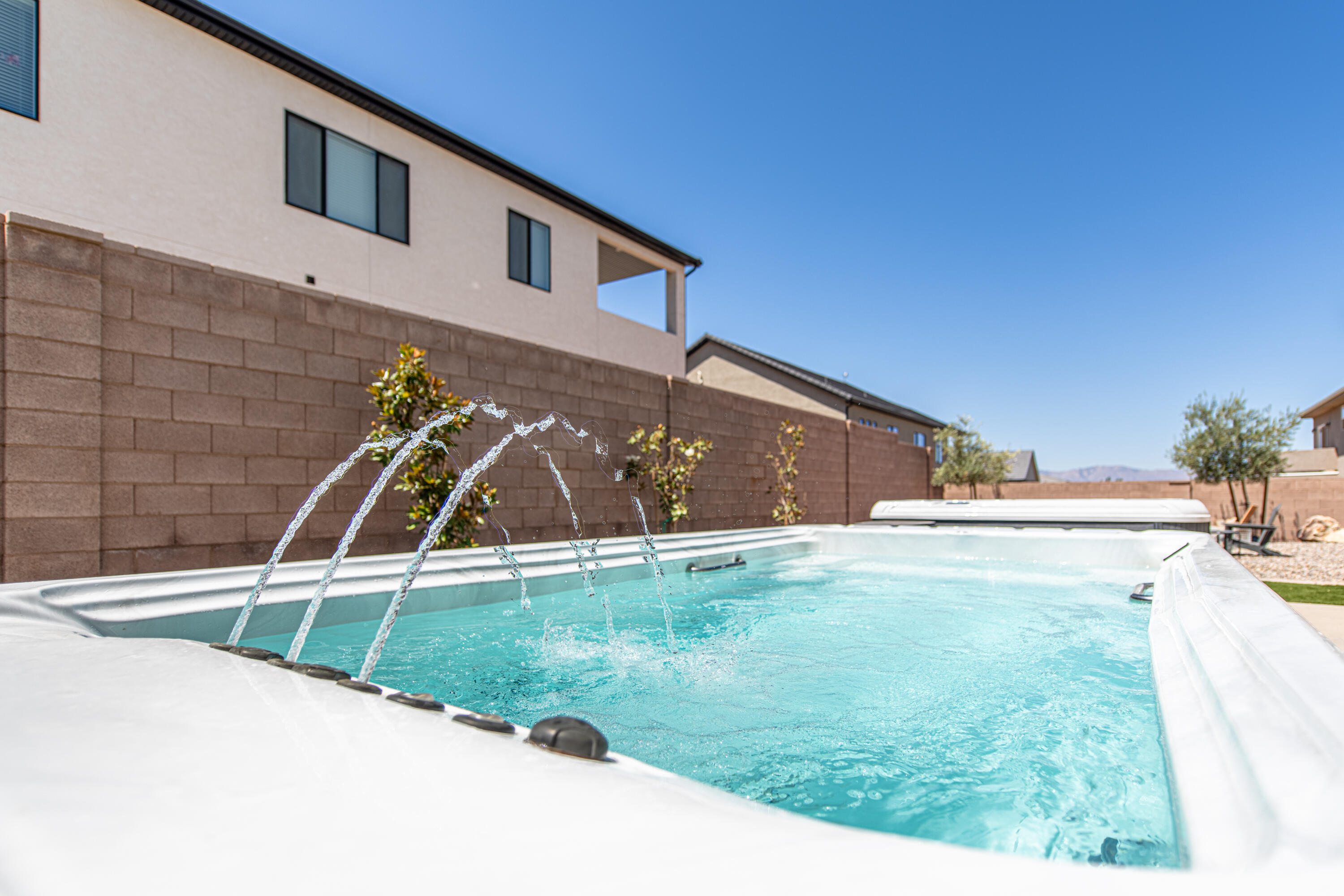 SHOOTING STAR - Residential
