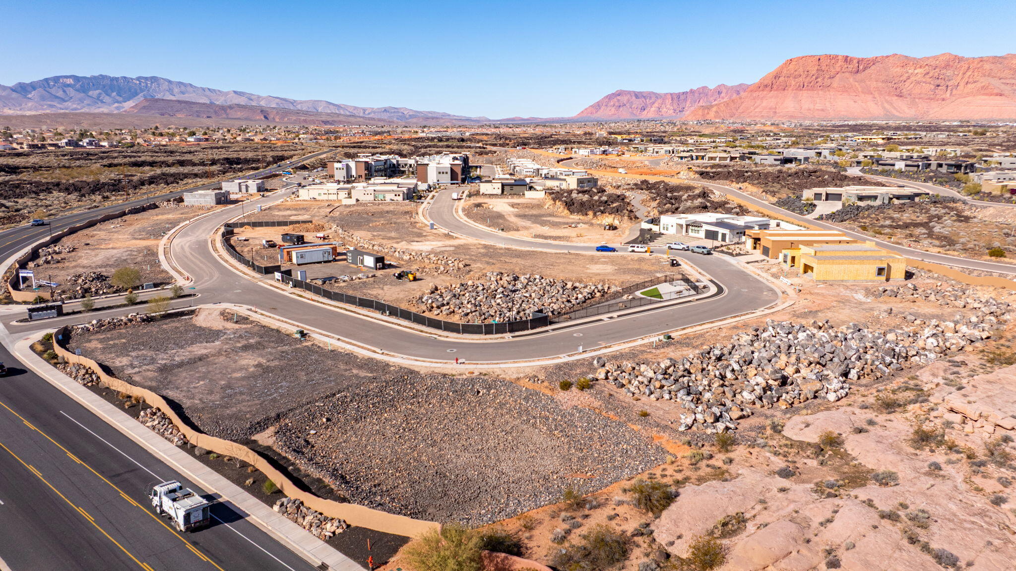 POINT AT SNOW CANYON - Residential