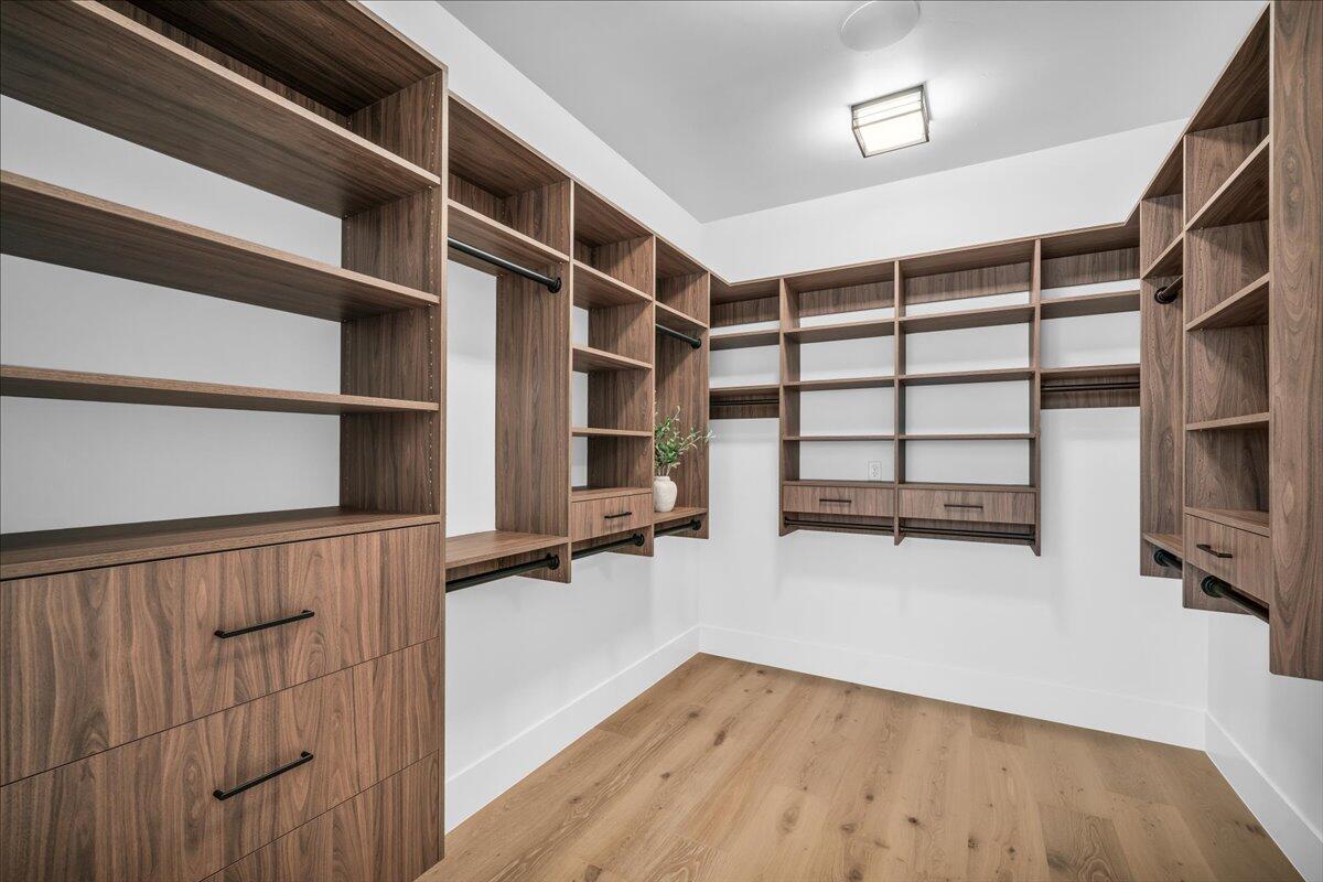 POINT AT SNOW CANYON - Residential