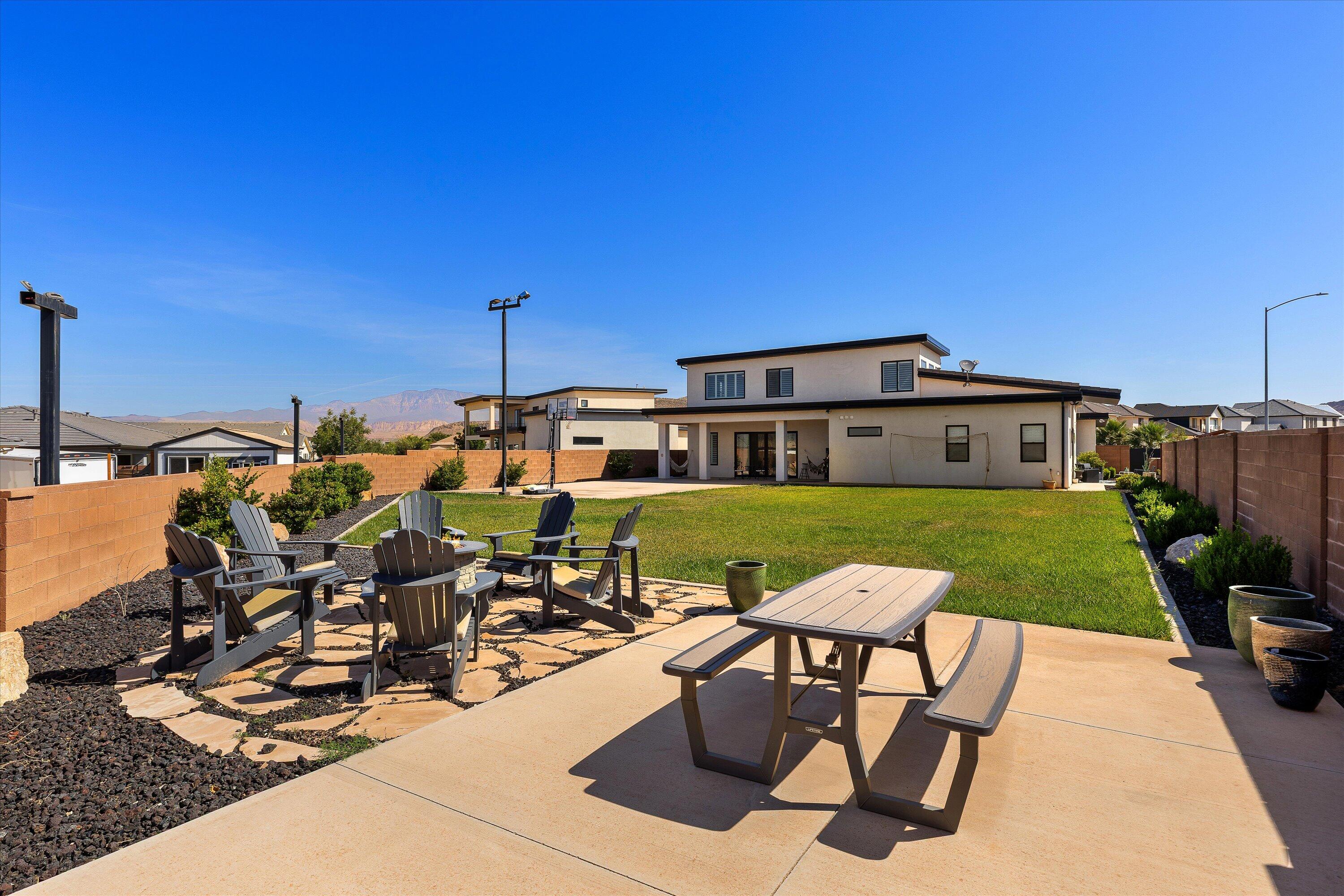 MAJESTIC HILLS - Residential