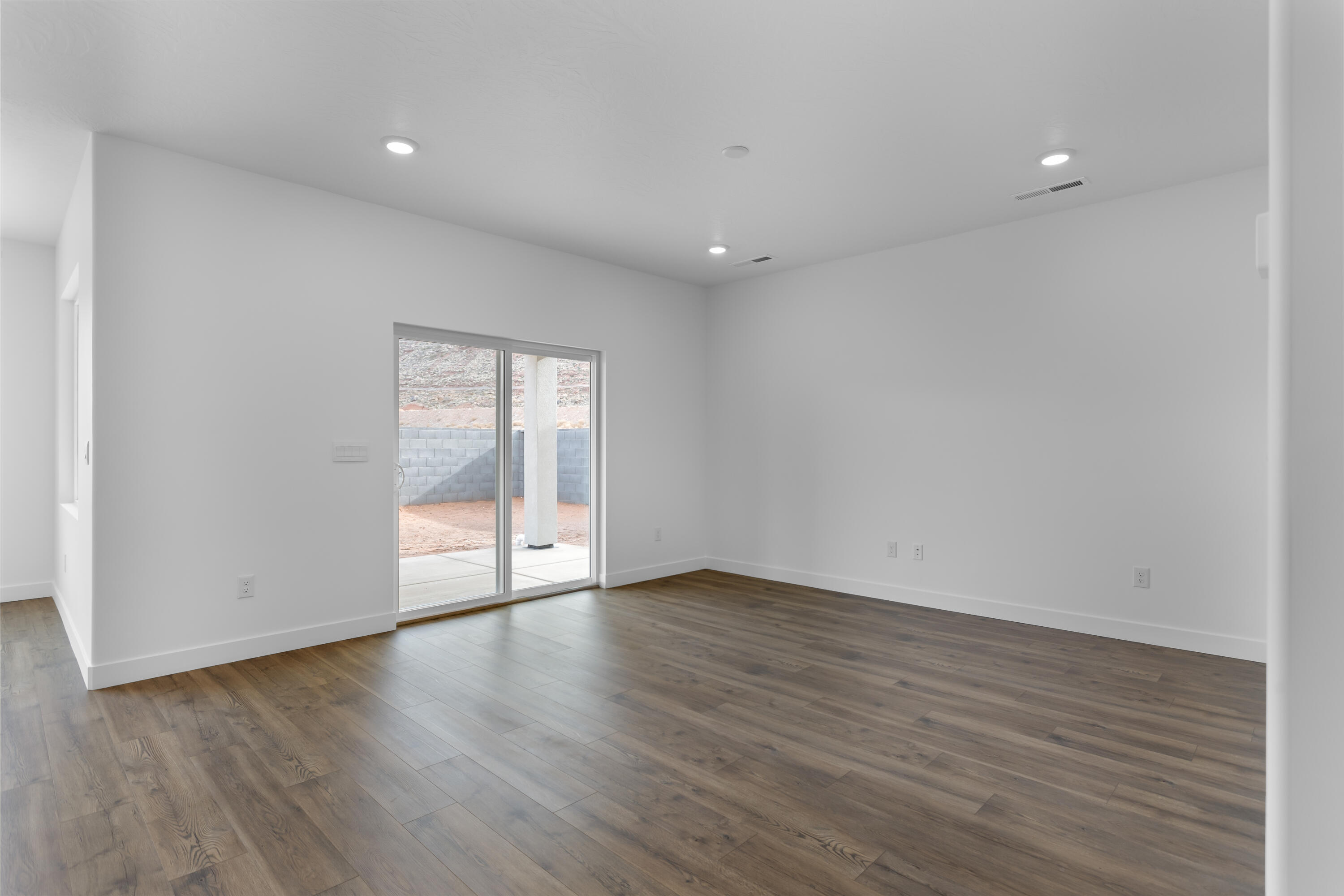 STARR SPRINGS AT LONG VALLEY - Residential