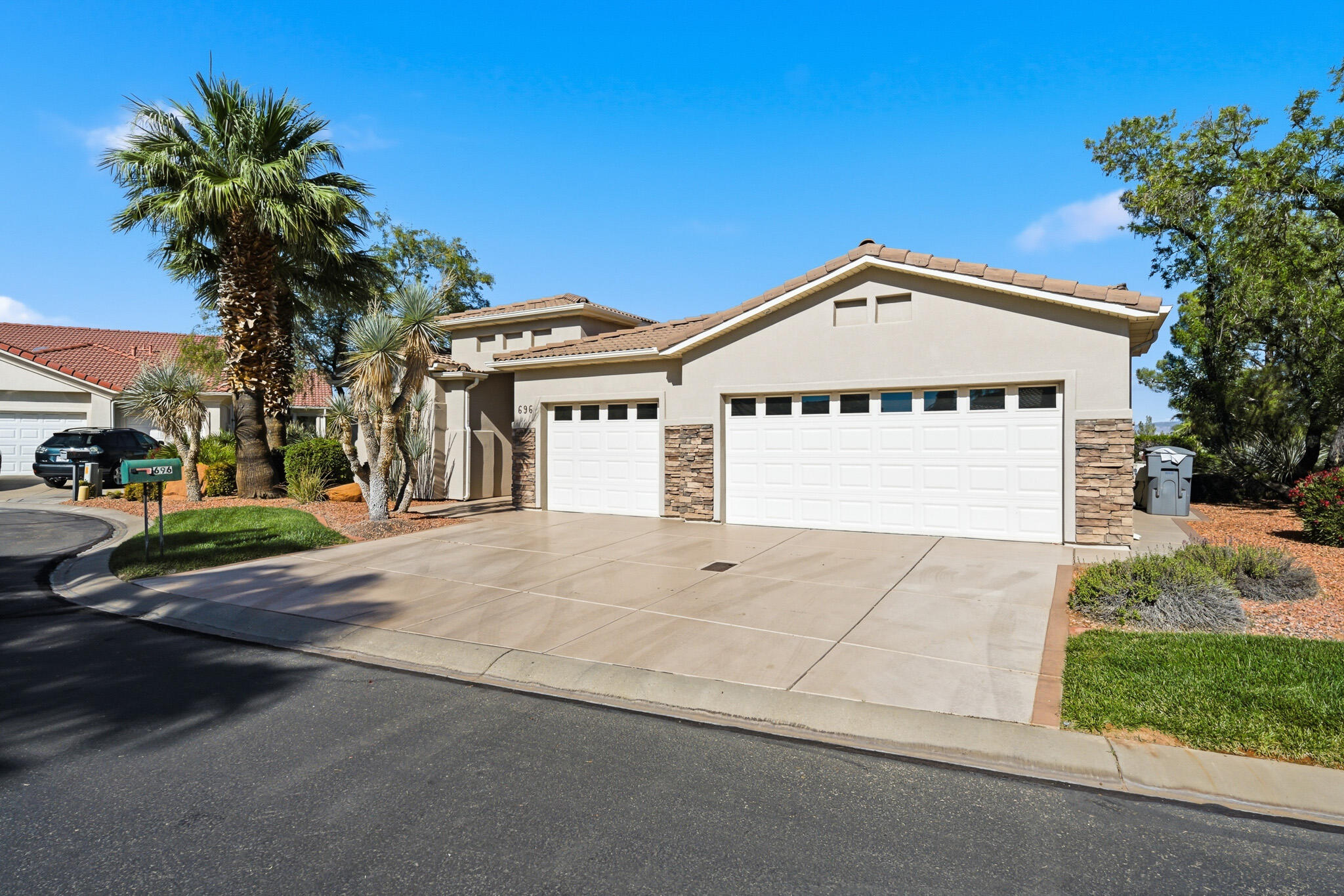 LA JOLLA HILLS AT GREEN SPRINGS - Residential
