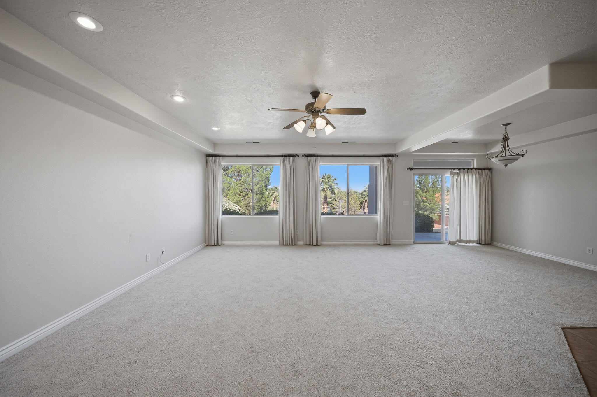LA JOLLA HILLS AT GREEN SPRINGS - Residential