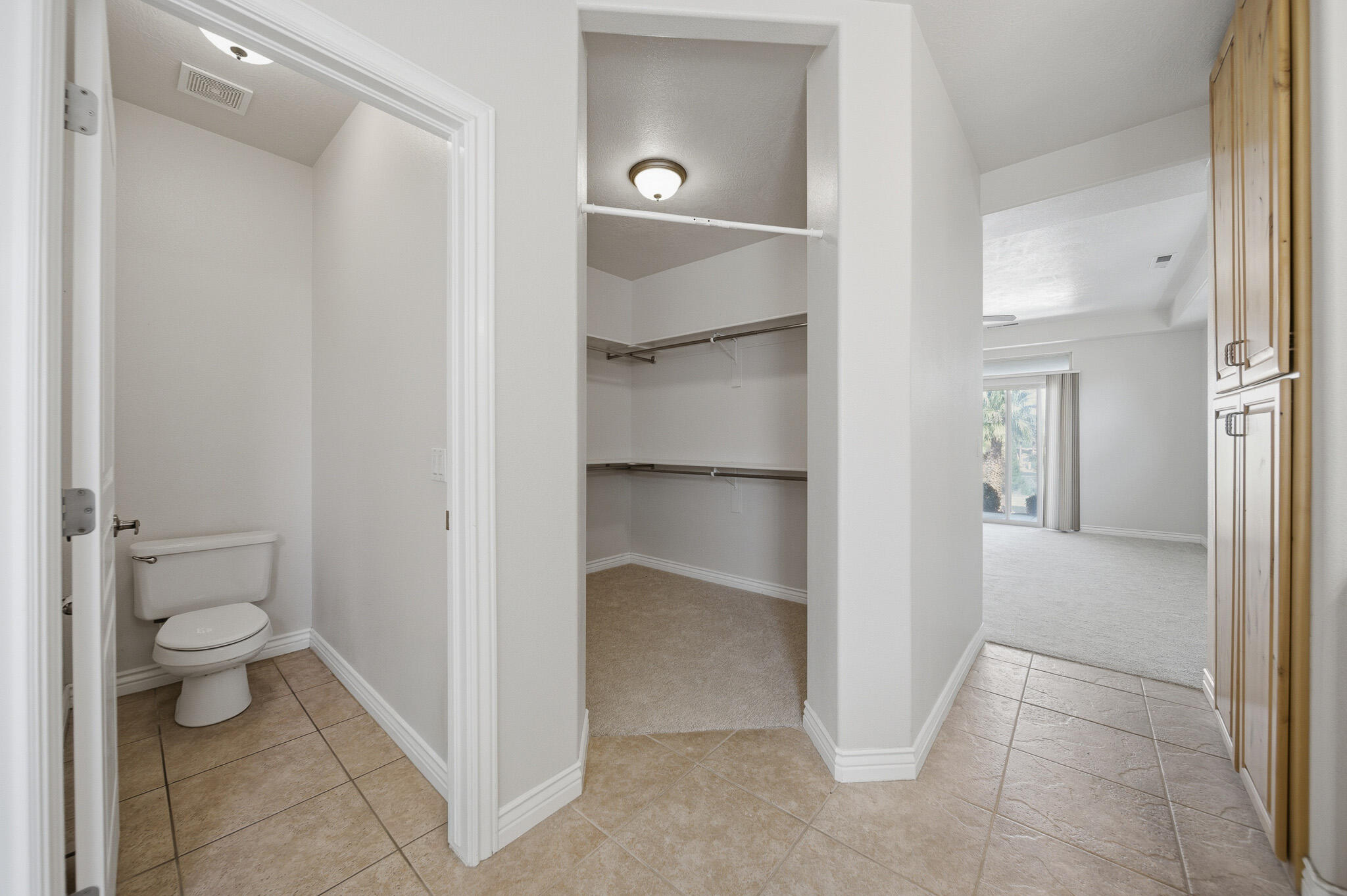 LA JOLLA HILLS AT GREEN SPRINGS - Residential