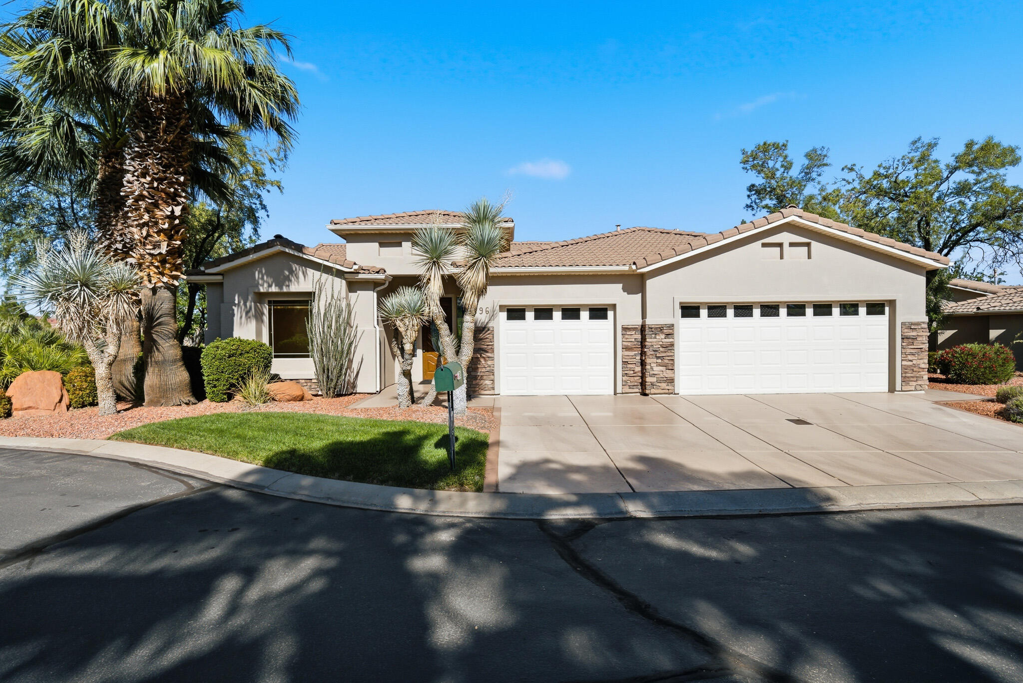 LA JOLLA HILLS AT GREEN SPRINGS - Residential