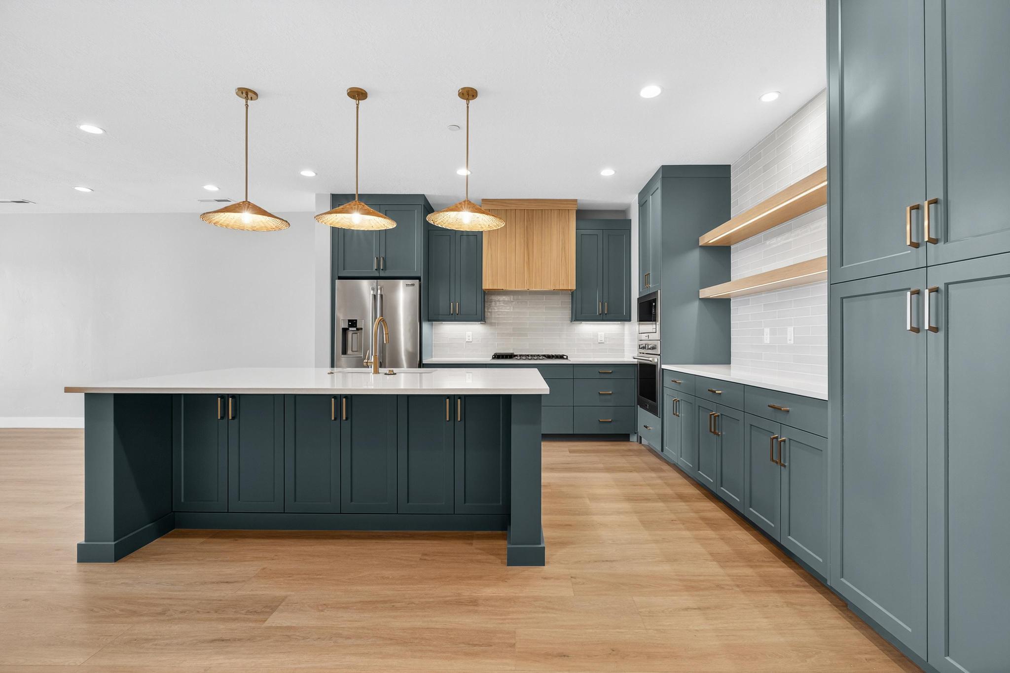 ISLAND AT CORAL CANYON - Residential