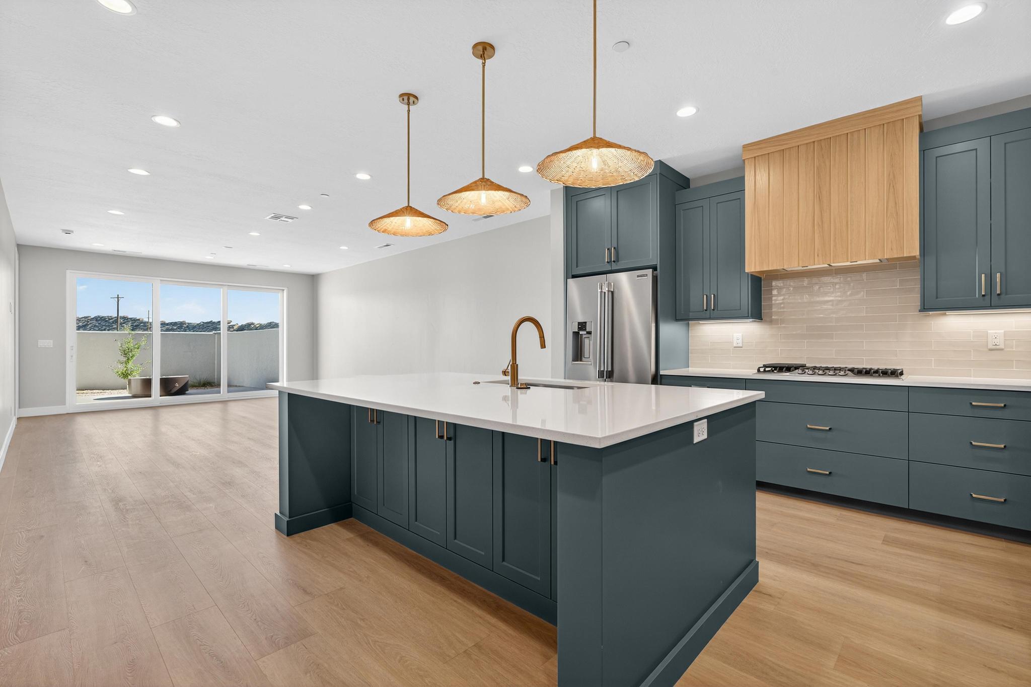 ISLAND AT CORAL CANYON - Residential
