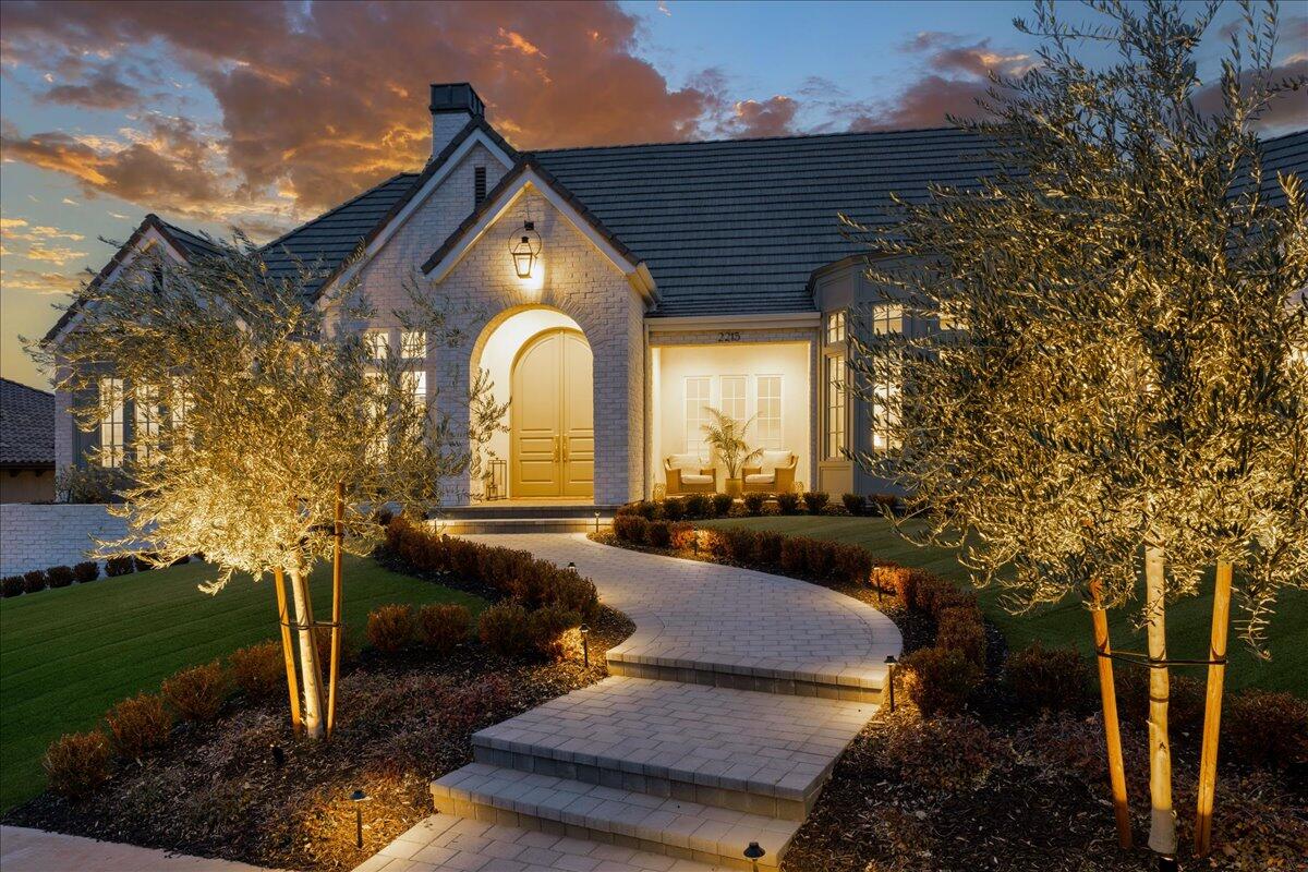 CASTLE ROCK - Residential