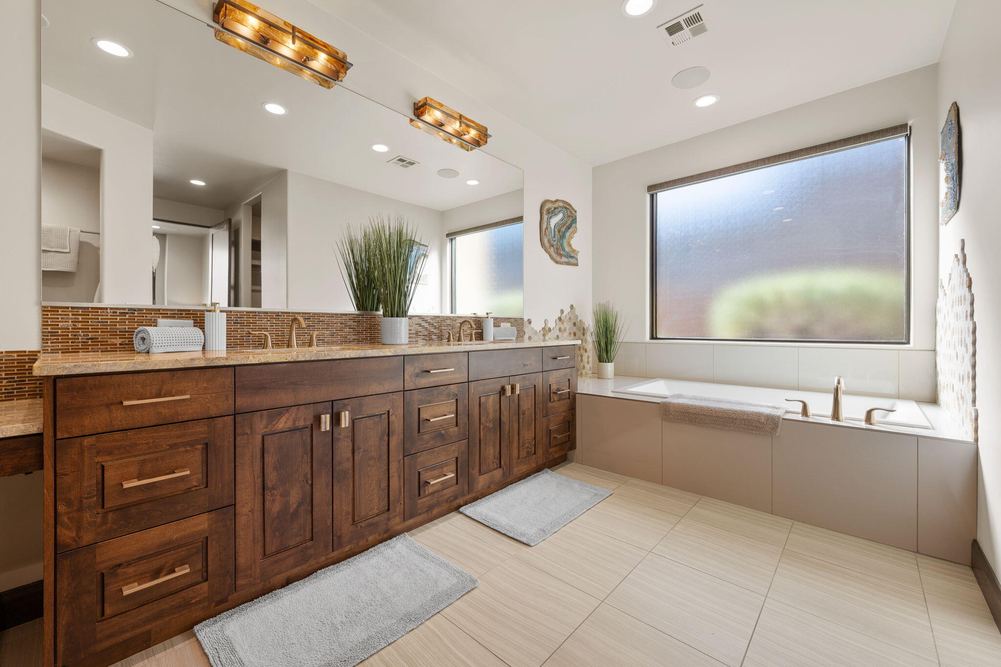 ENTRADA RESERVE AT SNOW CANYON PATIO HOMES - Residential