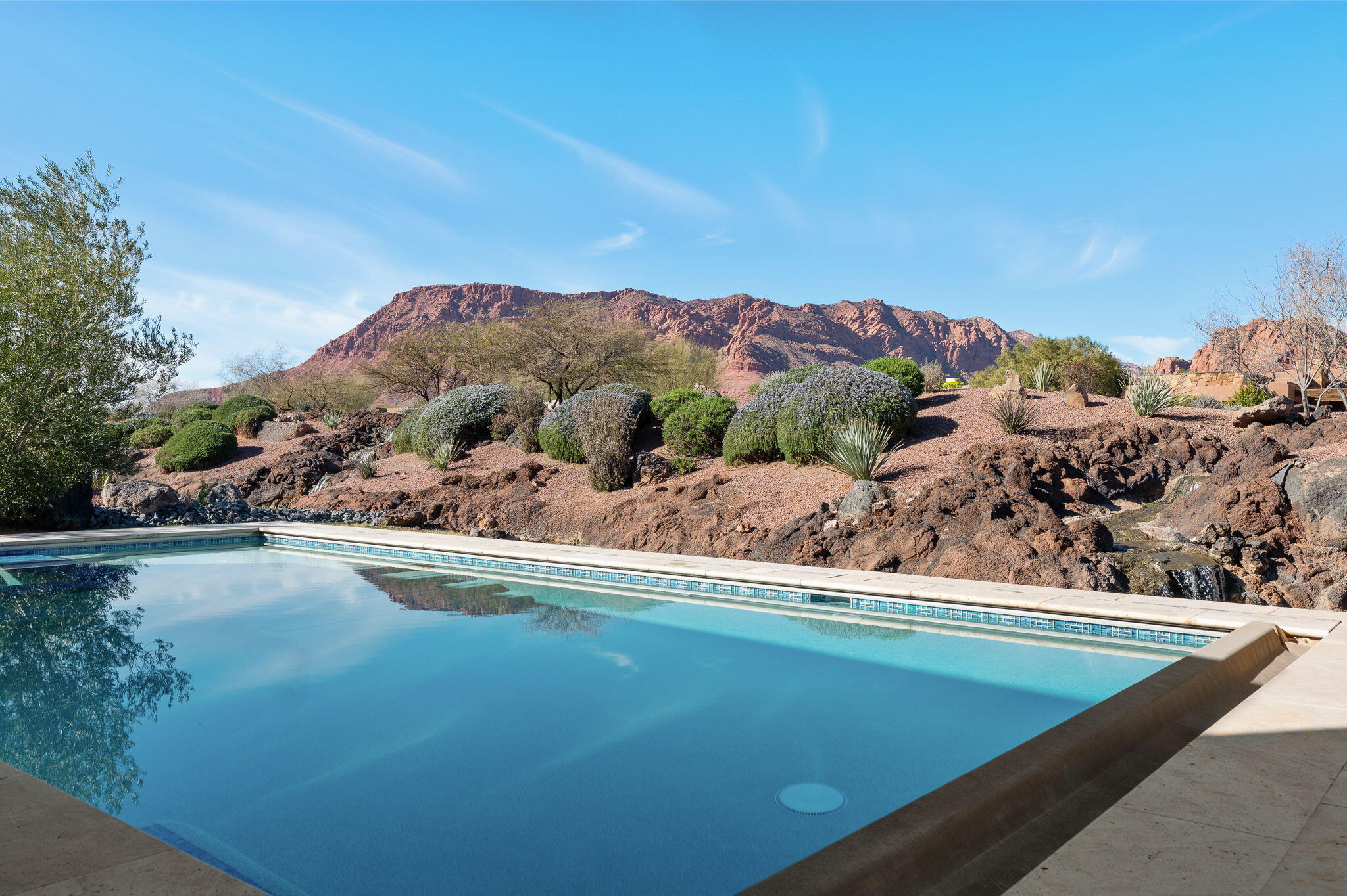 ENTRADA RESERVE AT SNOW CANYON PATIO HOMES - Residential