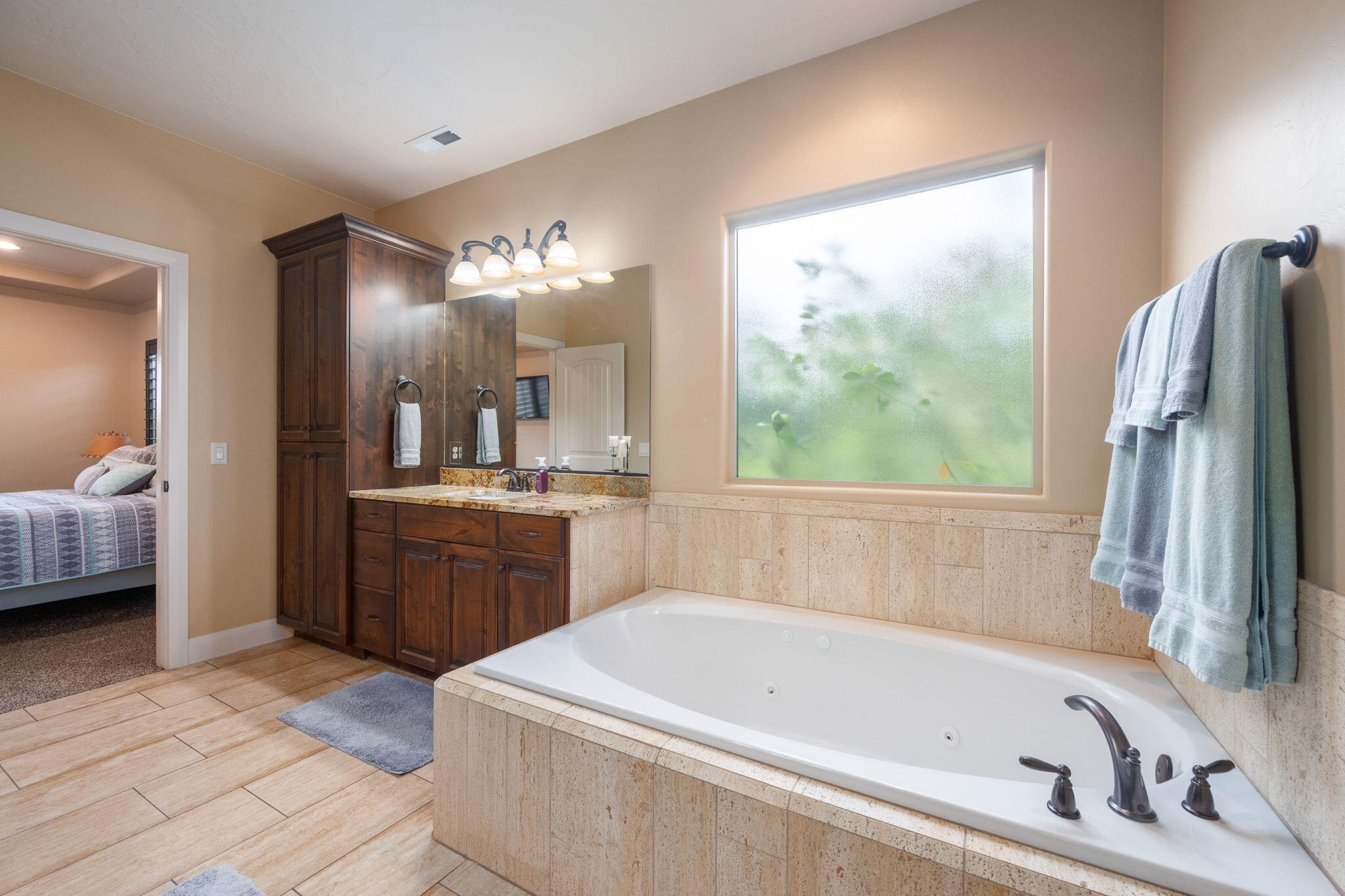 SERENITY COVE - Residential