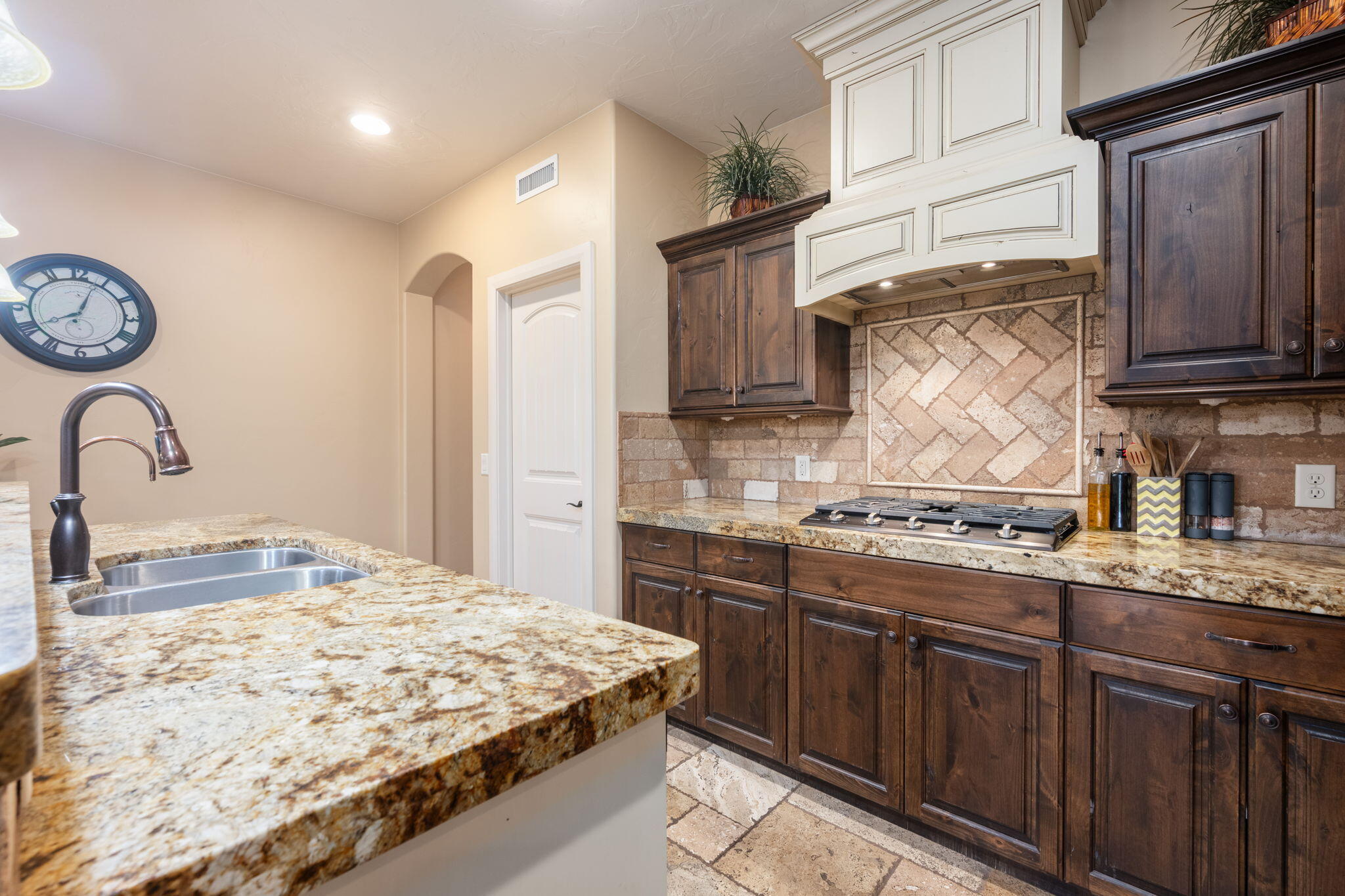 SERENITY COVE - Residential