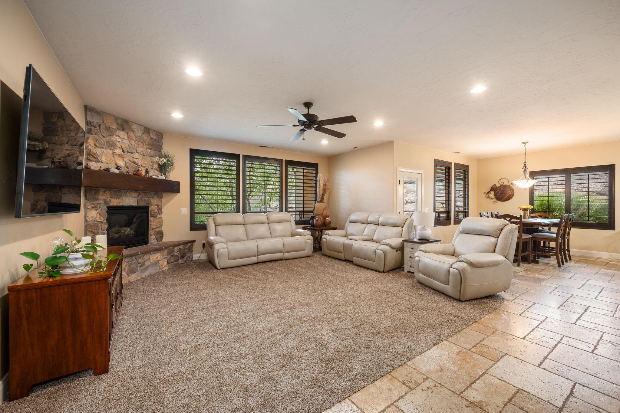 SERENITY COVE - Residential