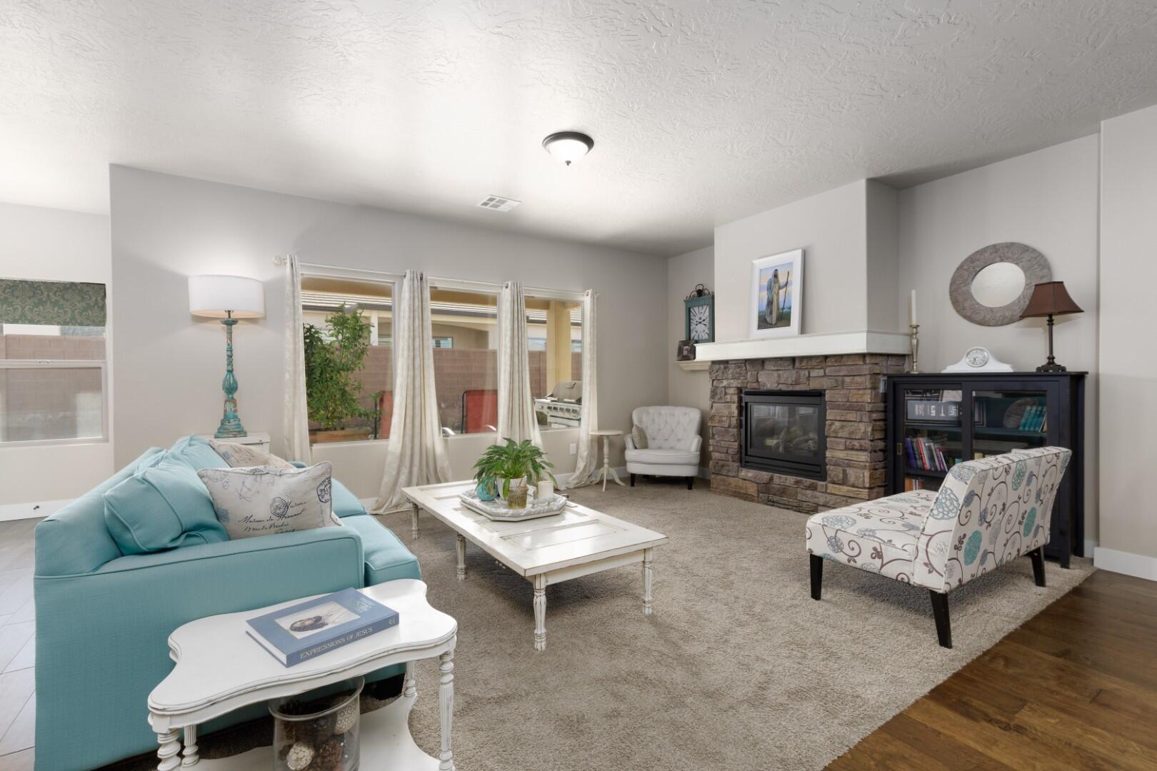 MULBERRY ESTATES - Residential