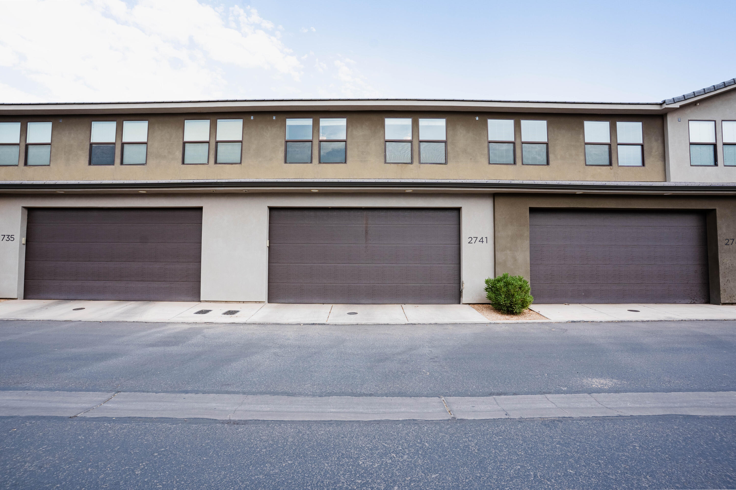 WOODLAND ESTATES TOWNHOMES - Residential