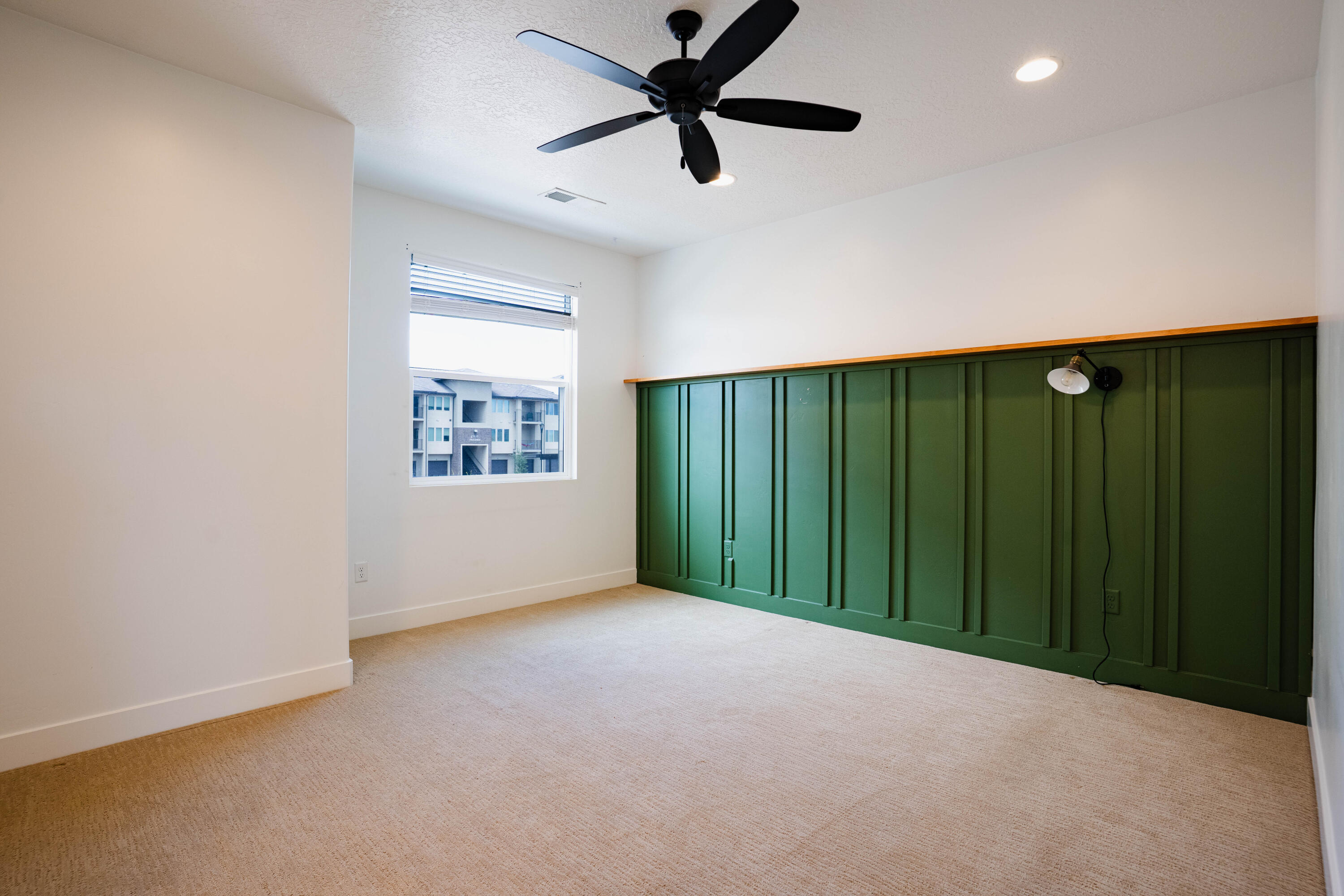 WOODLAND ESTATES TOWNHOMES - Residential